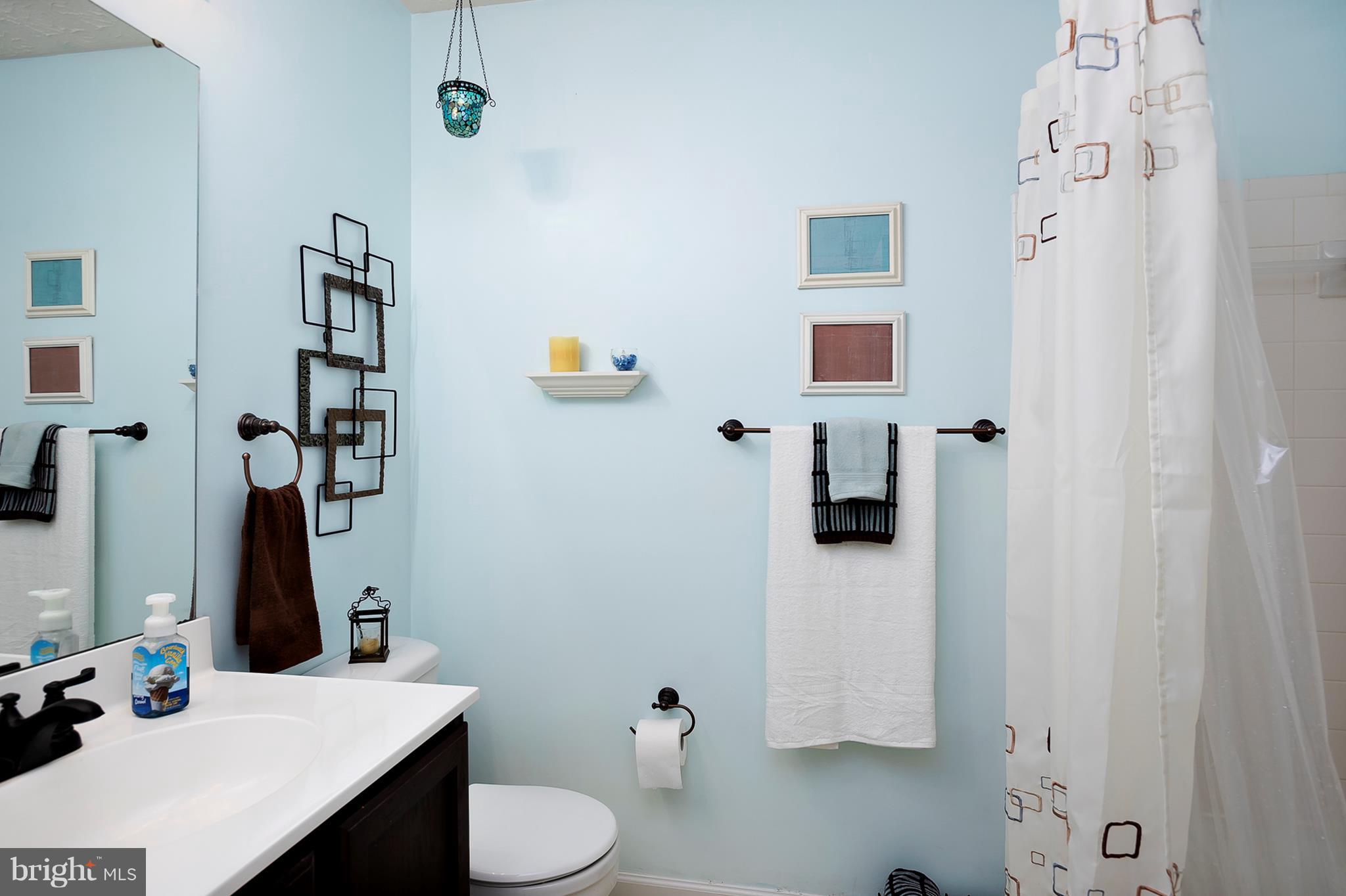 FARMINGTON VILLAGE - Residential