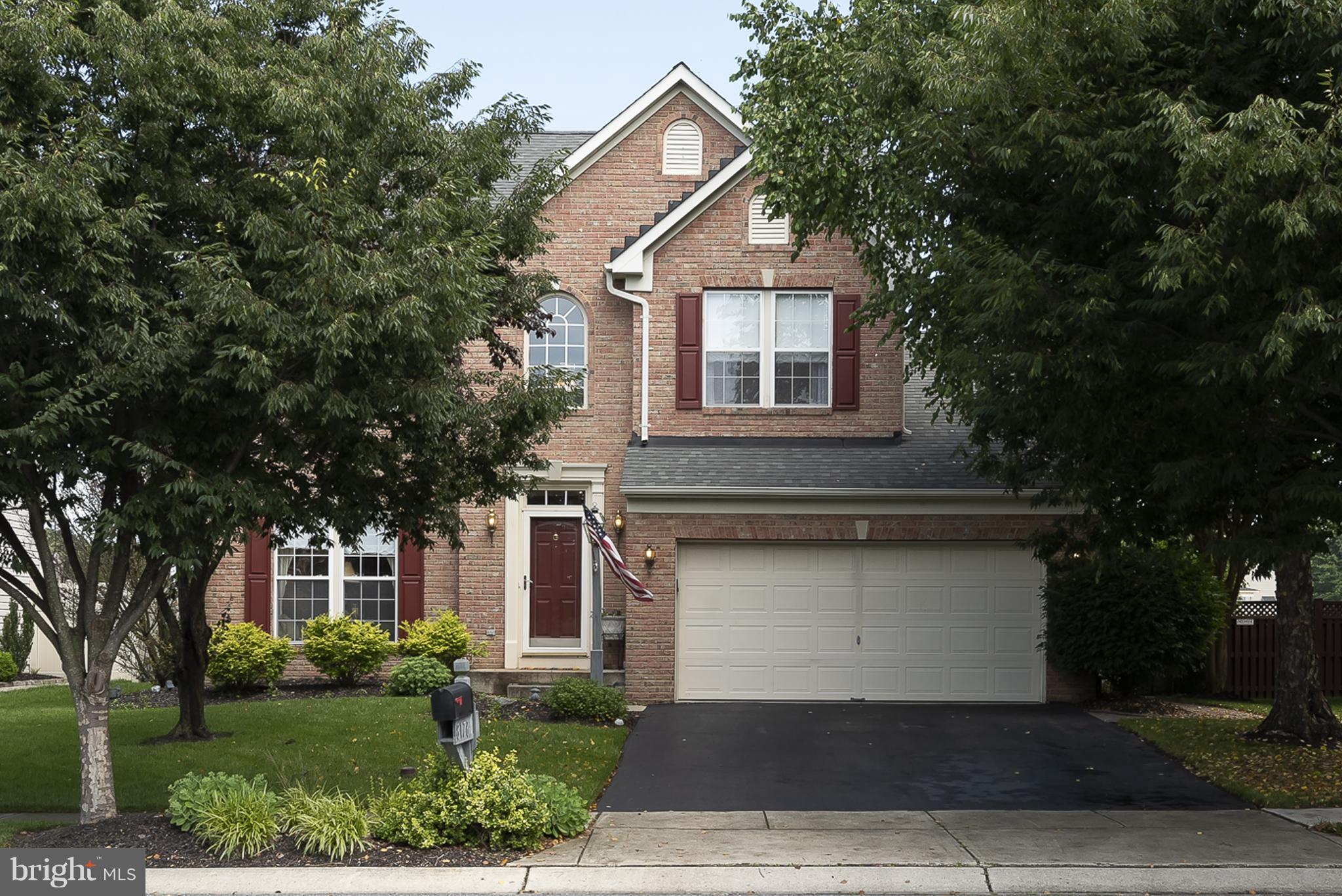 FARMINGTON VILLAGE - Residential