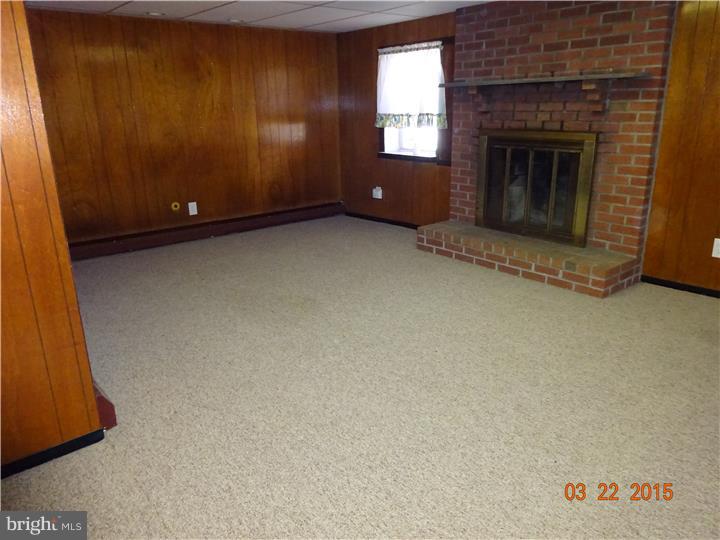 PENNSWOOD PARK - Residential