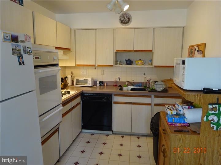 PENNSWOOD PARK - Residential