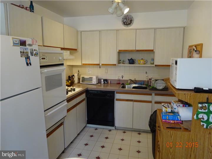 PENNSWOOD PARK - Residential
