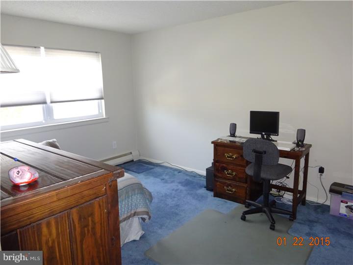 PENNSWOOD PARK - Residential
