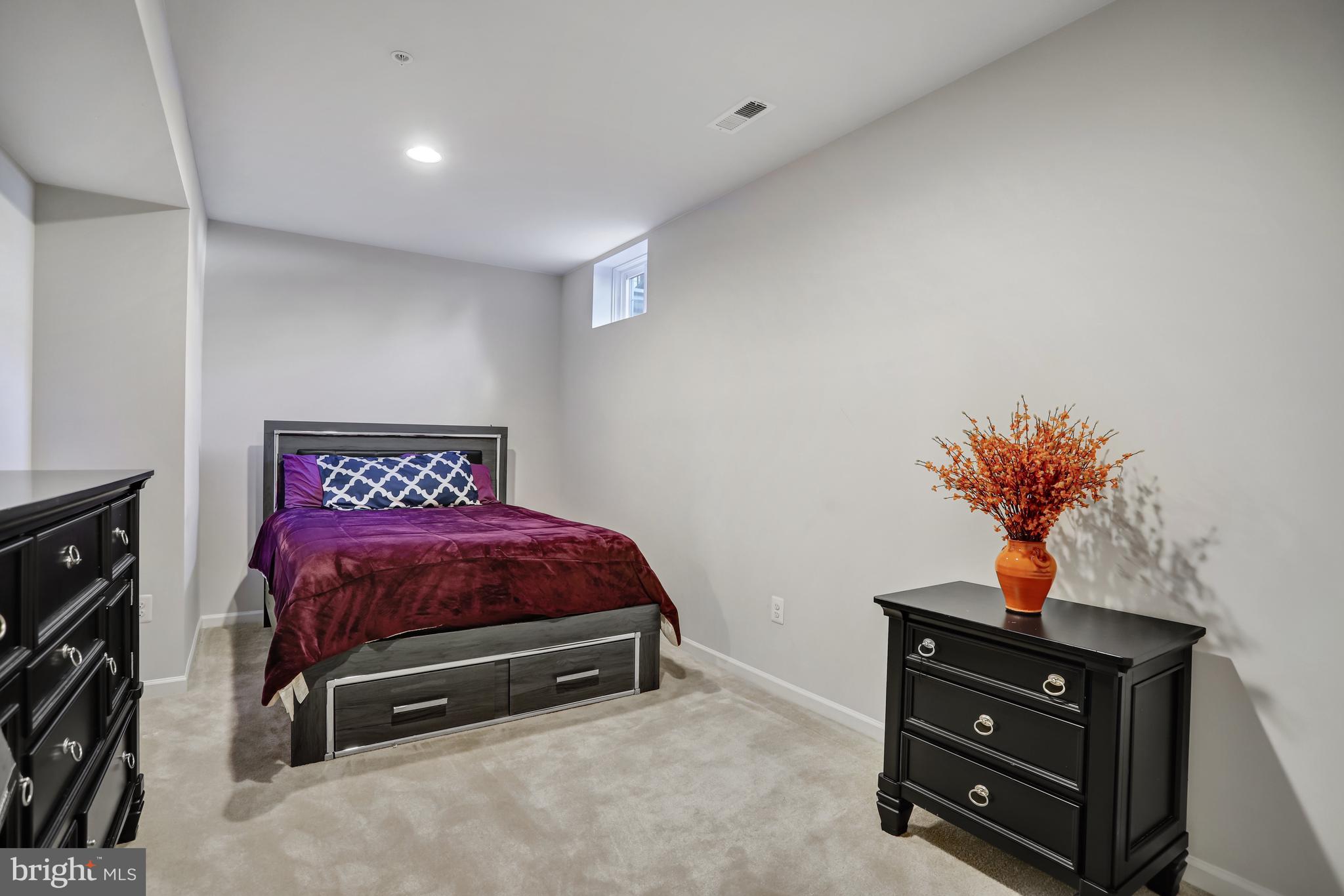 LANDSDALE - Residential