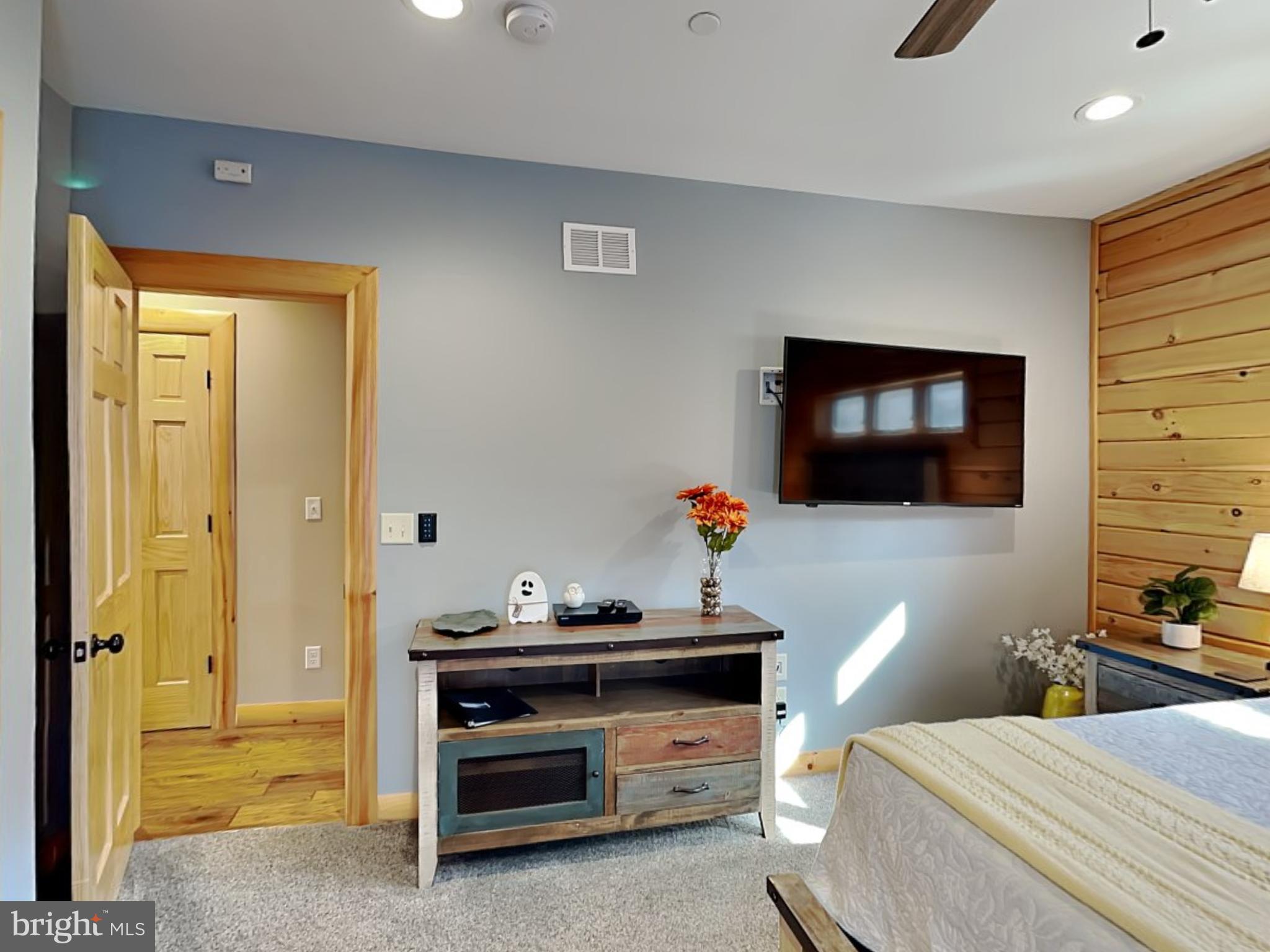 NORTH CAMP - Residential