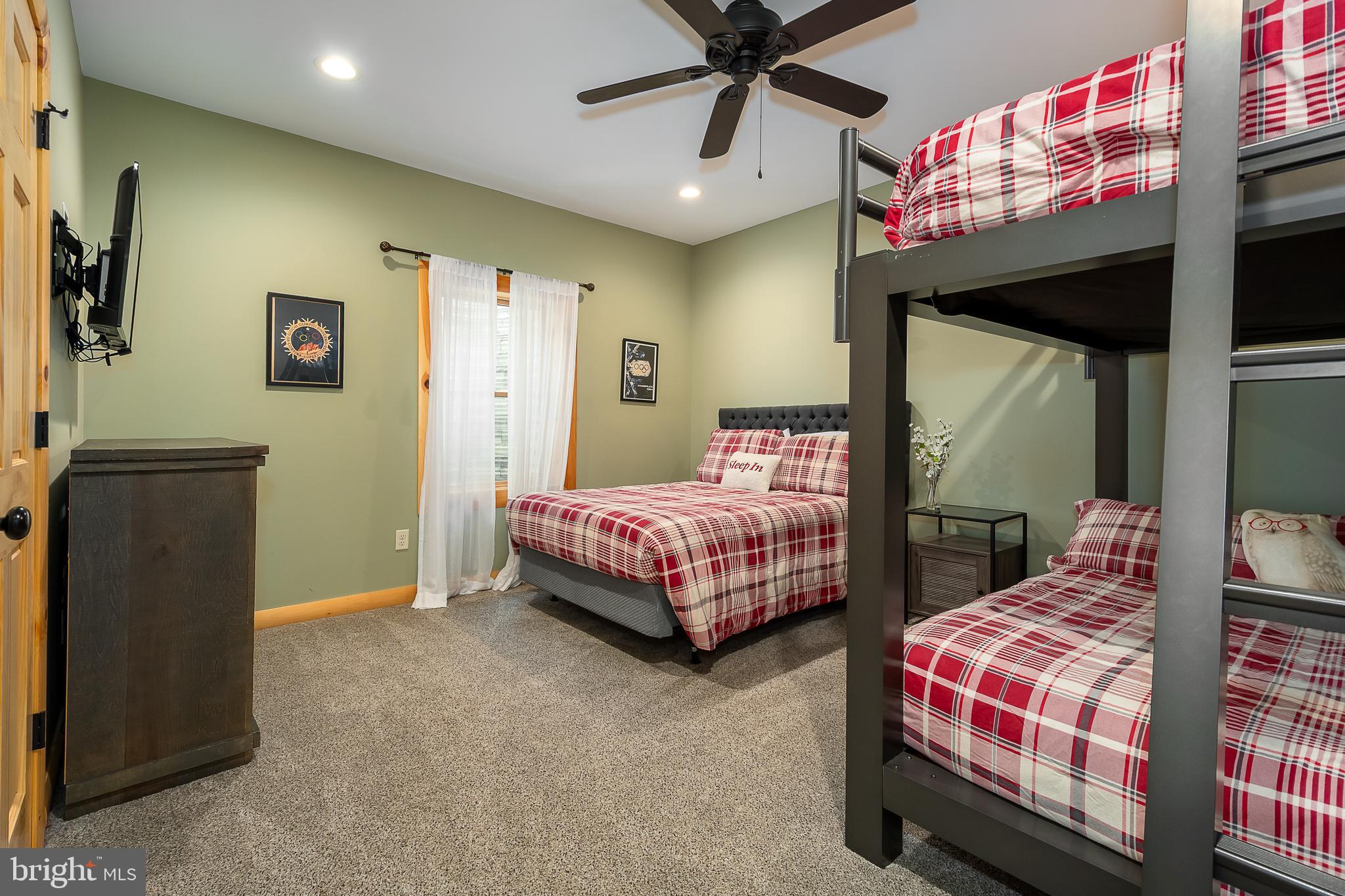 NORTH CAMP - Residential