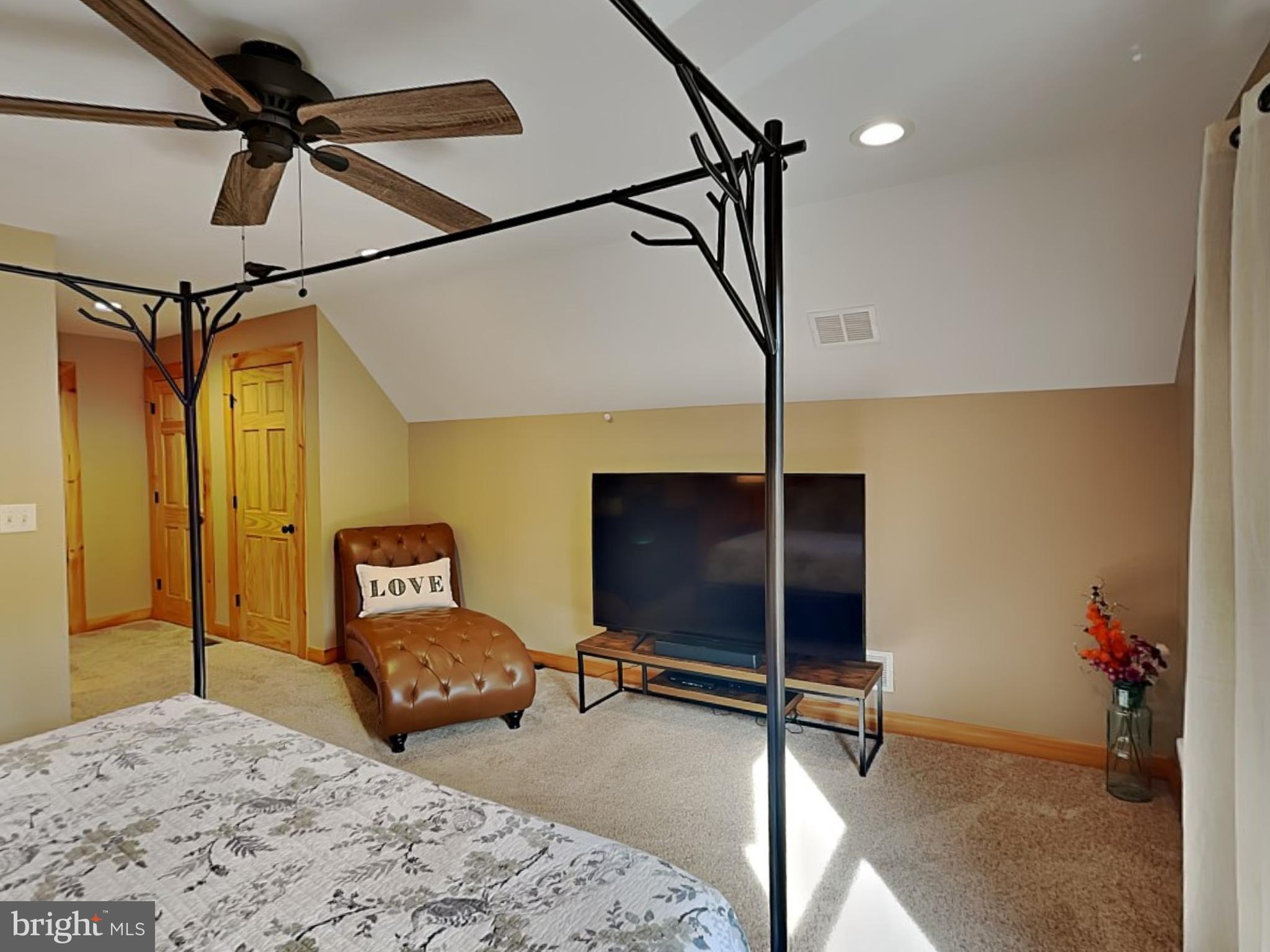 NORTH CAMP - Residential