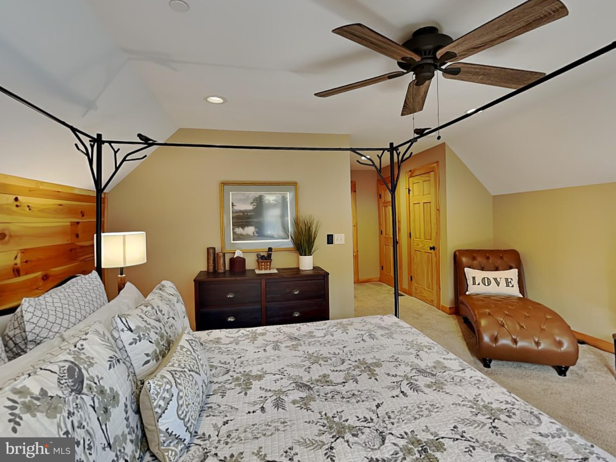 NORTH CAMP - Residential