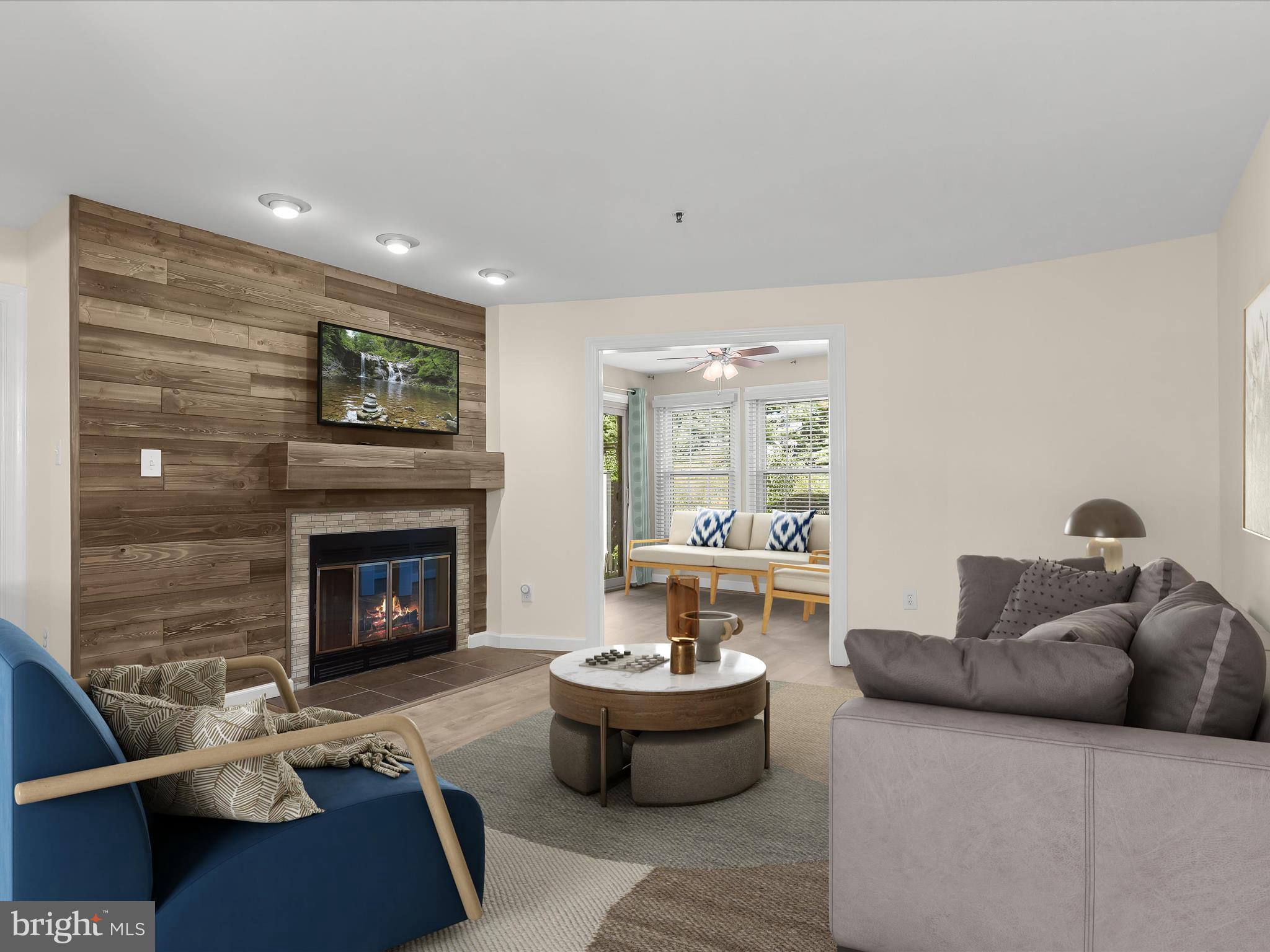 BRENTWOOD CONDO - Residential