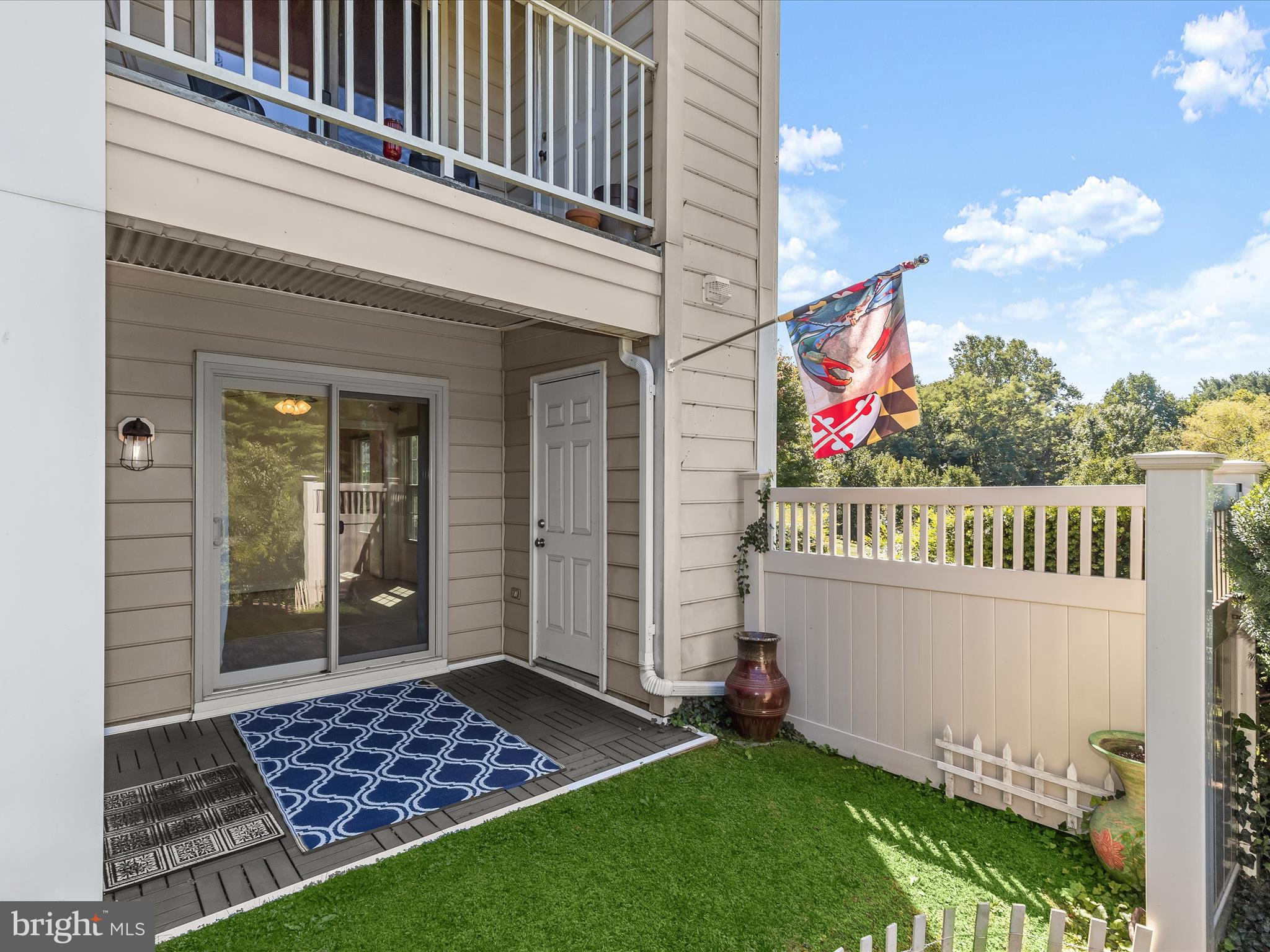 BRENTWOOD CONDO - Residential