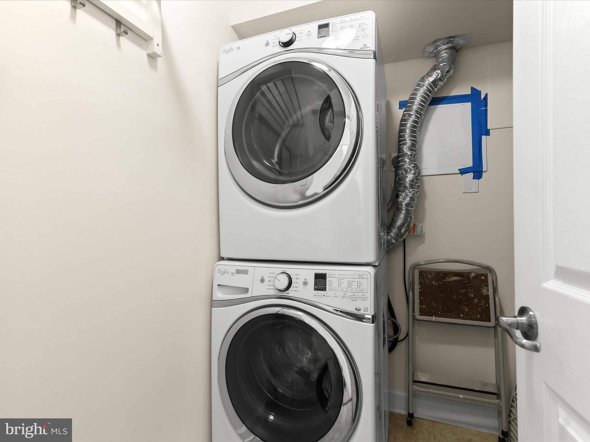 BRENTWOOD CONDO - Residential