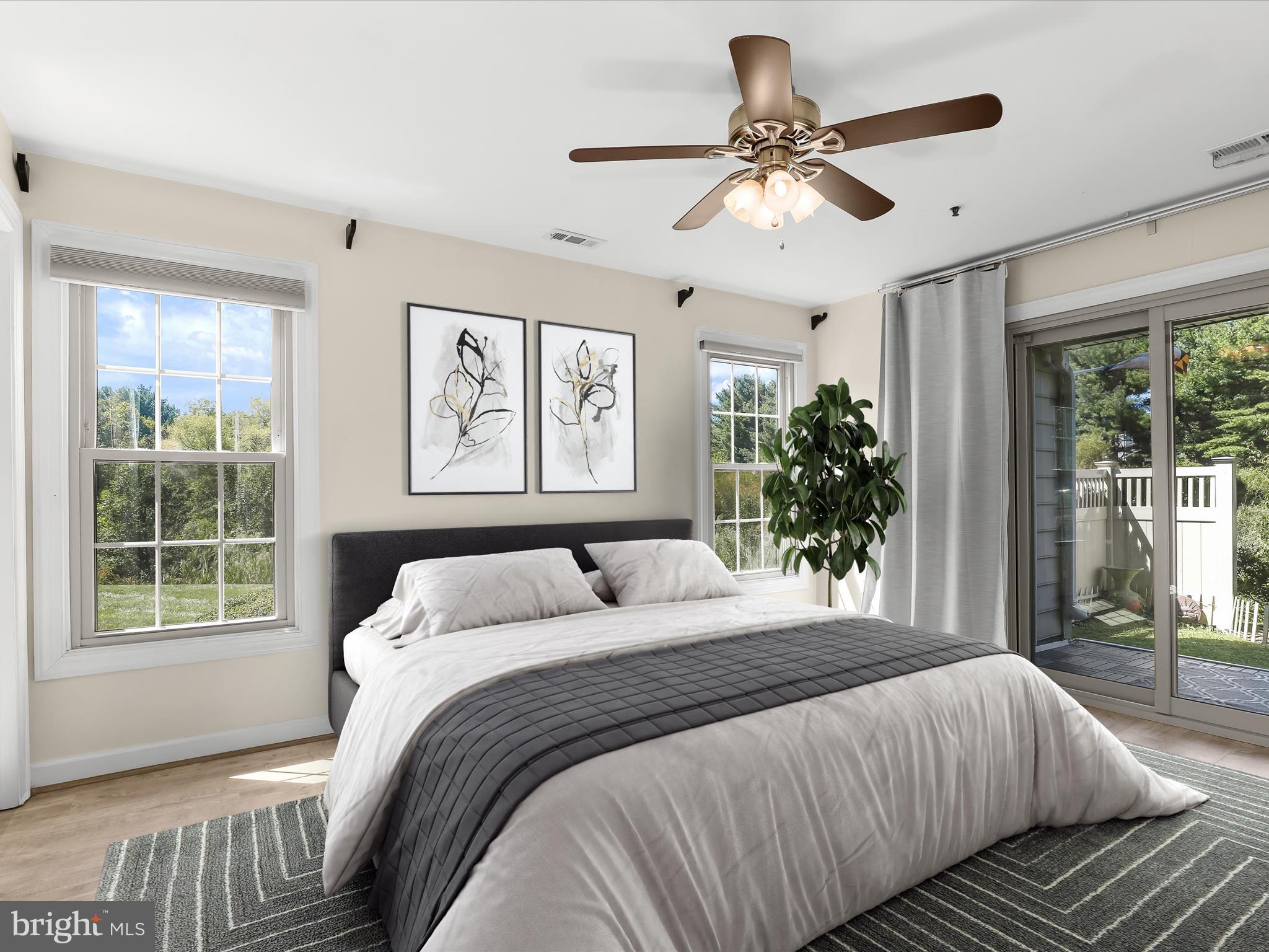 BRENTWOOD CONDO - Residential