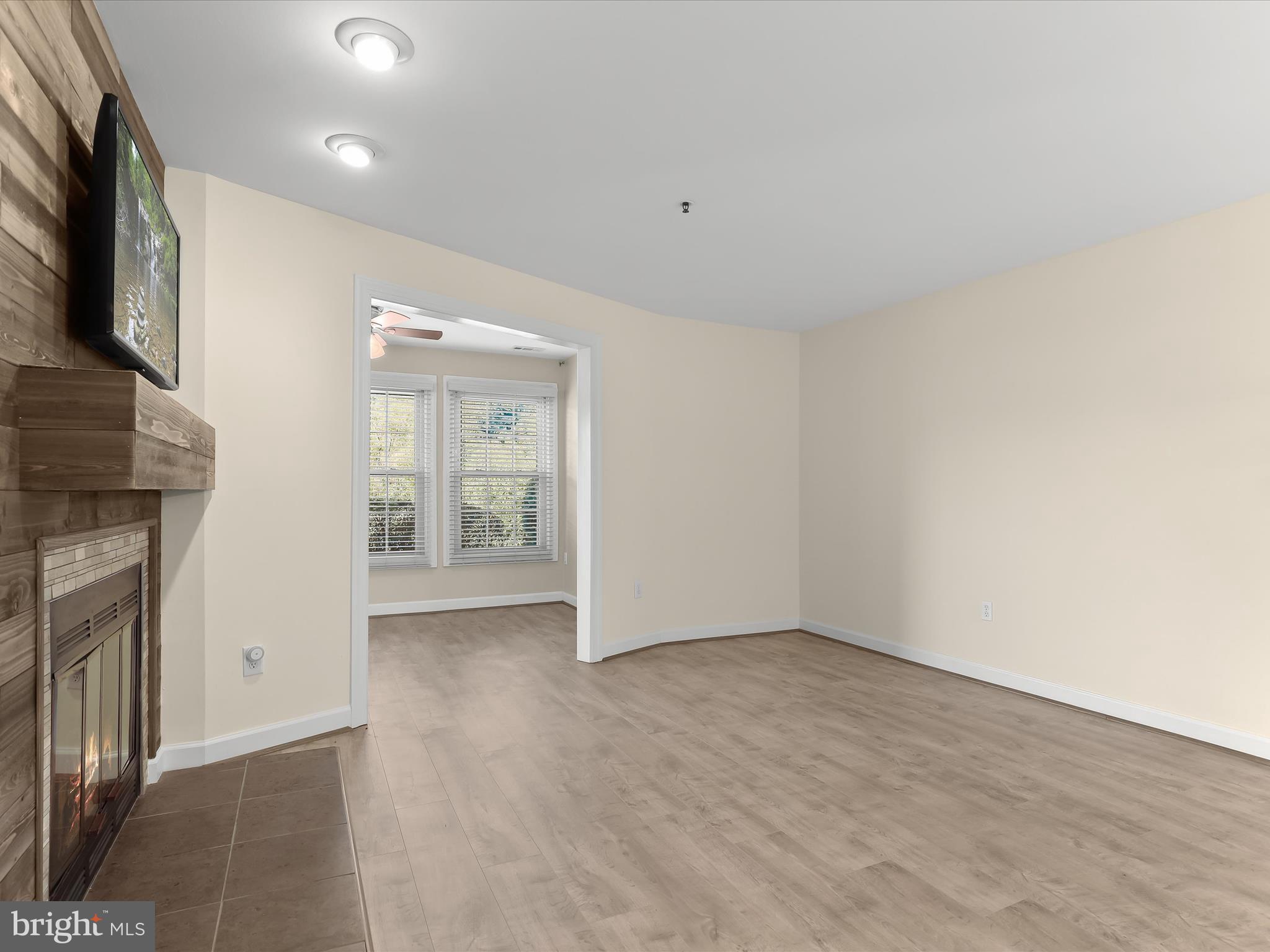 BRENTWOOD CONDO - Residential