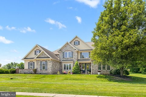 101 HERITAGE ROAD LANCASTER PA 17602