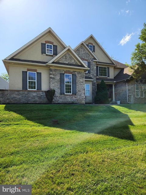 101 HERITAGE ROAD LANCASTER PA 17602