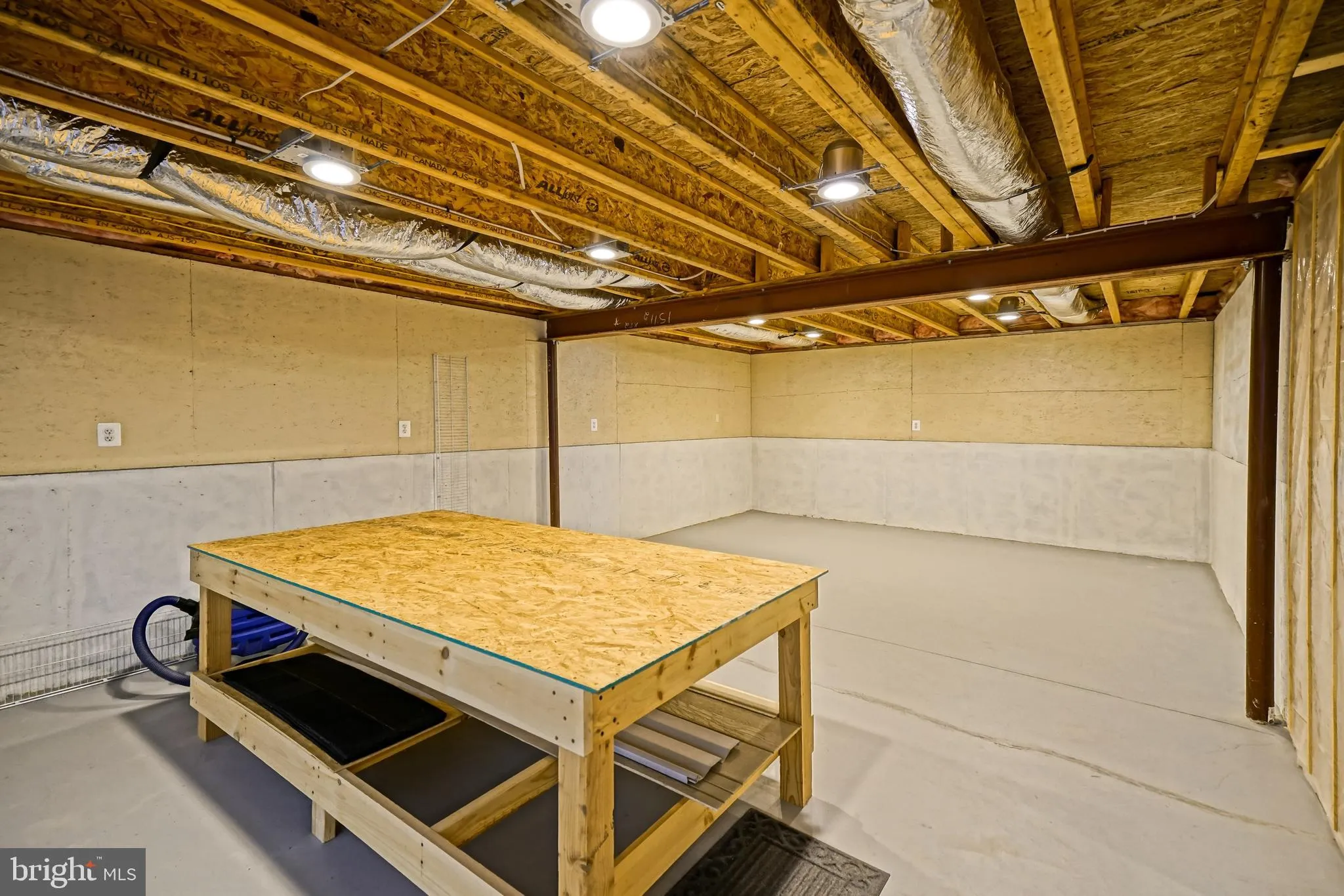 Milton, Delaware 19968, United States, 4 Bedrooms Bedrooms, ,4 BathroomsBathrooms,Residential,Active,121586