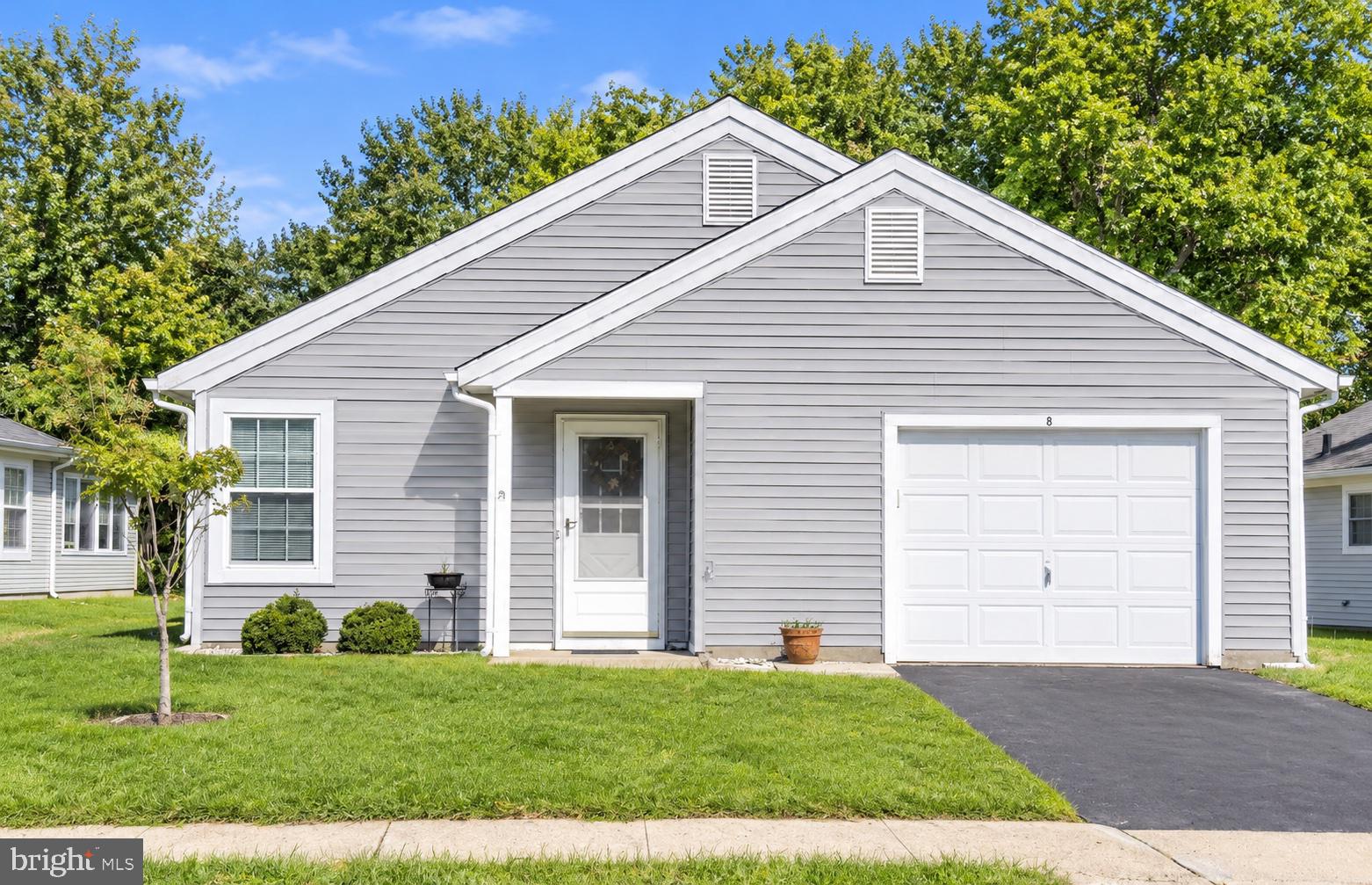 8 SEQUOIA COURT