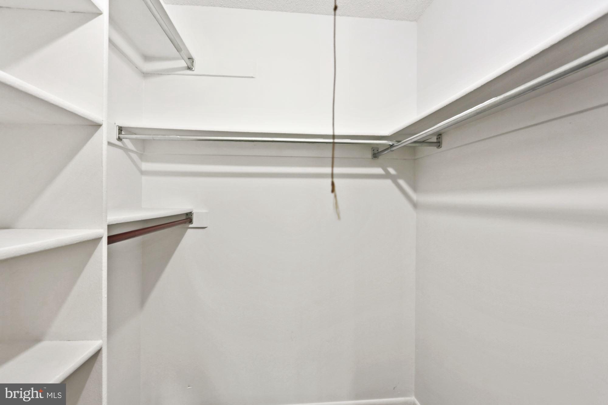 VISTAS OF MCLEAN - Residential