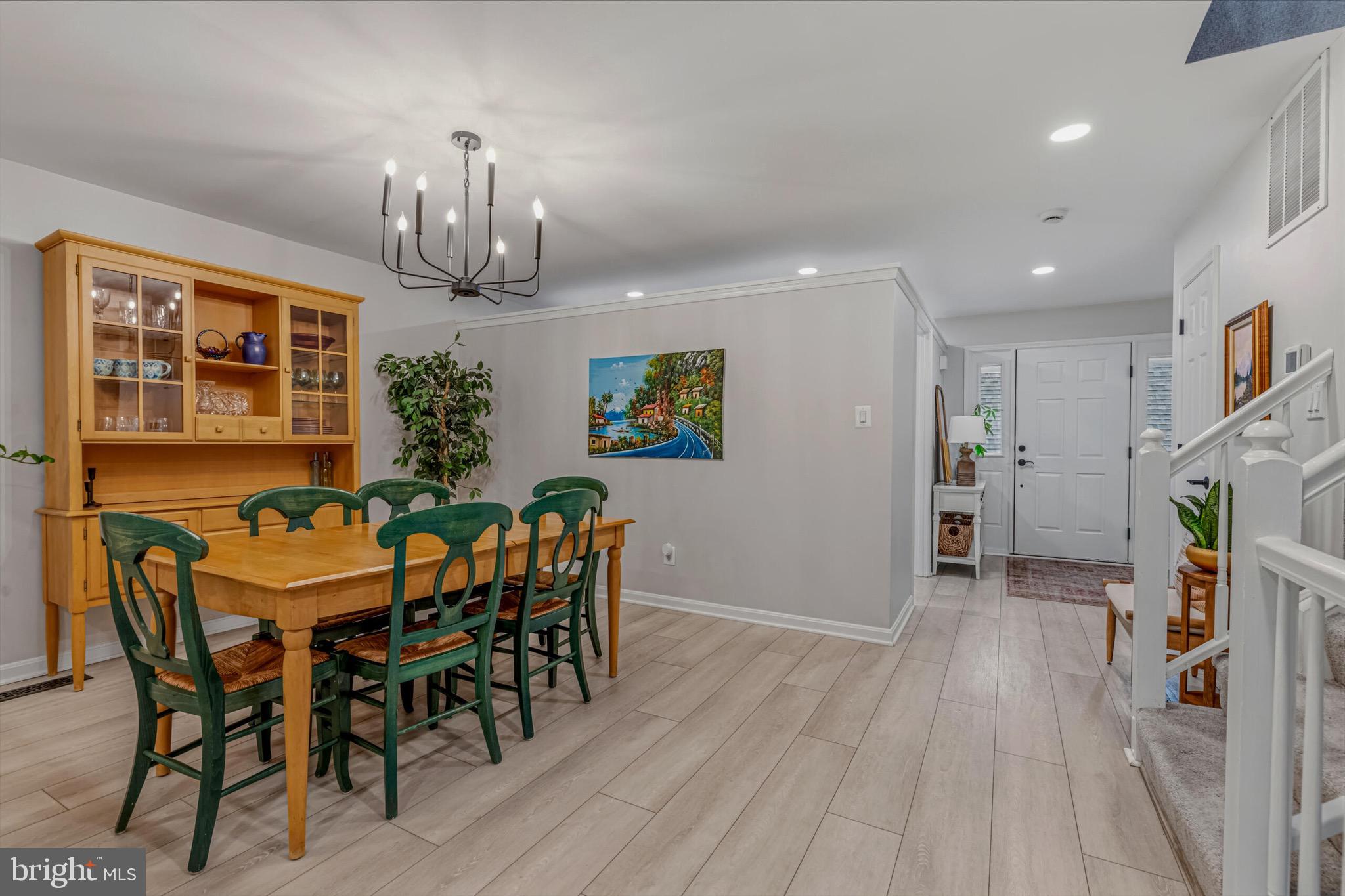 FAIR LAKES - Residential