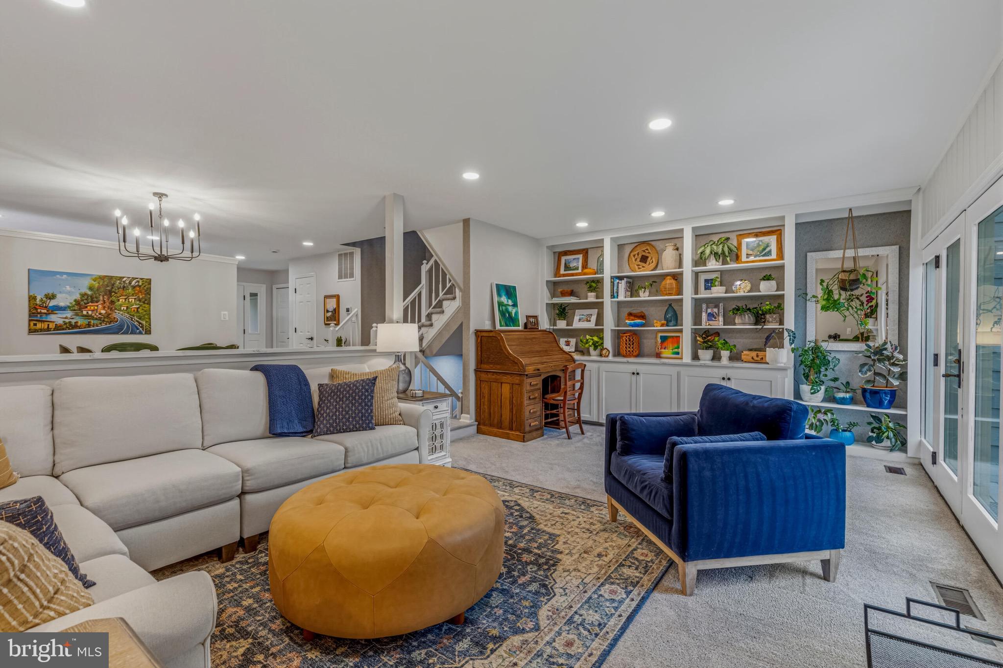 FAIR LAKES - Residential