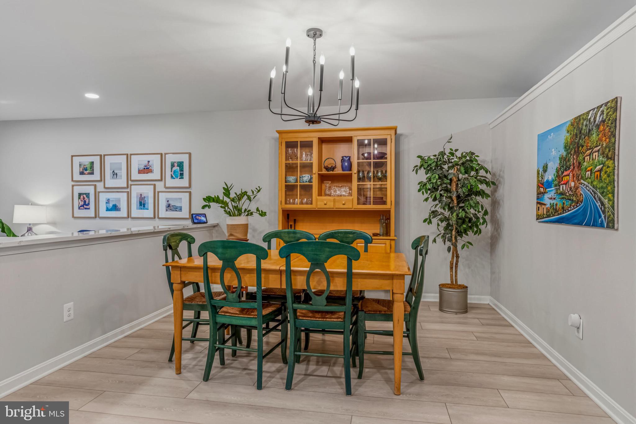 FAIR LAKES - Residential