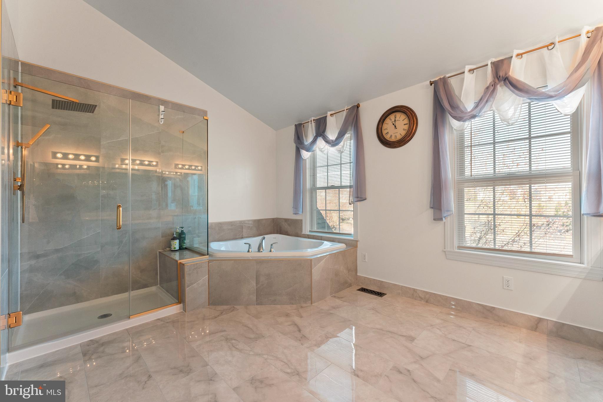 LEDERACH GOLF FAIRWY - Residential