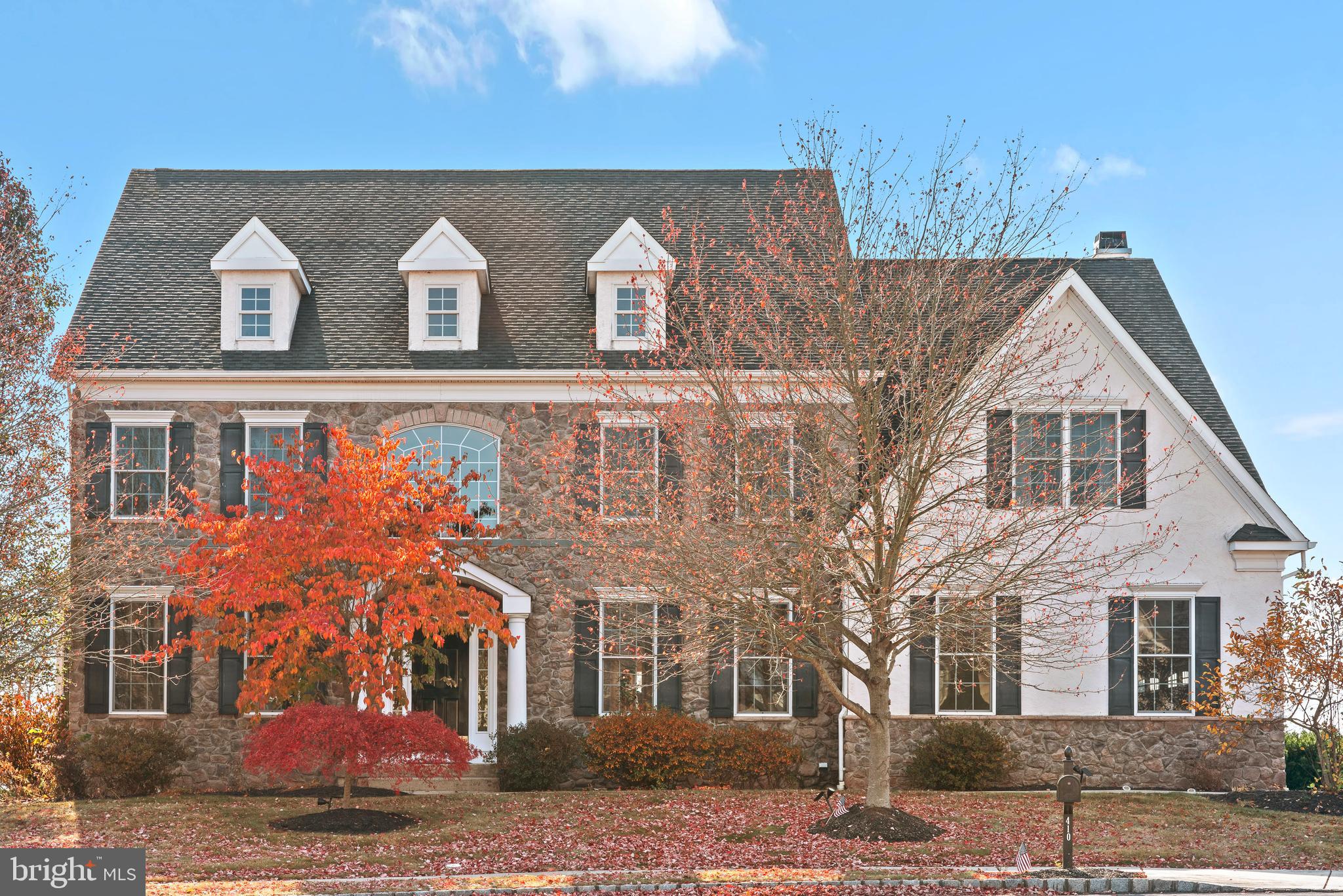 LEDERACH GOLF FAIRWY - Residential