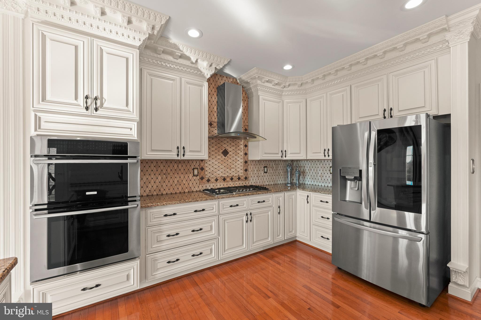 LEDERACH GOLF FAIRWY - Residential