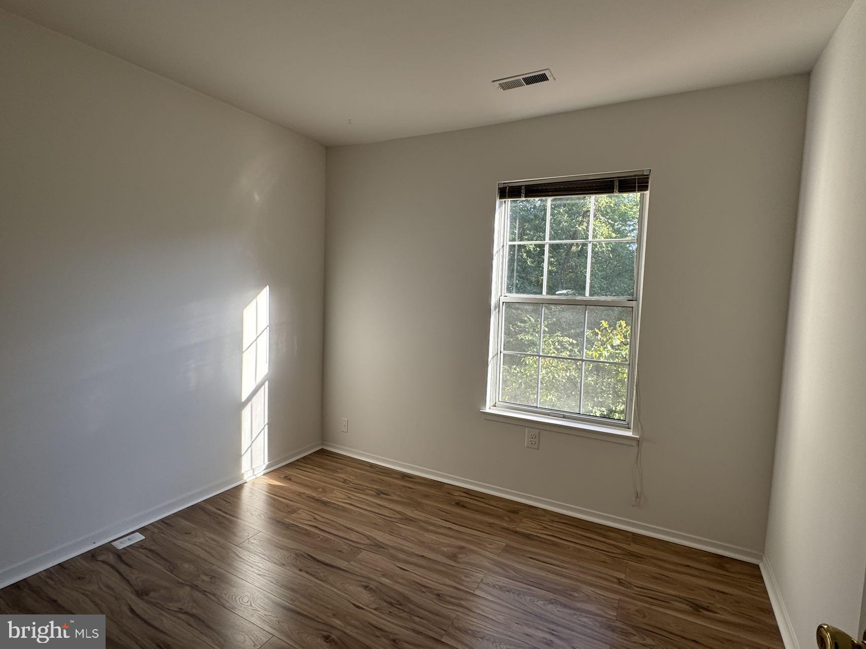 POTOMAC RIDGE - Residential Lease