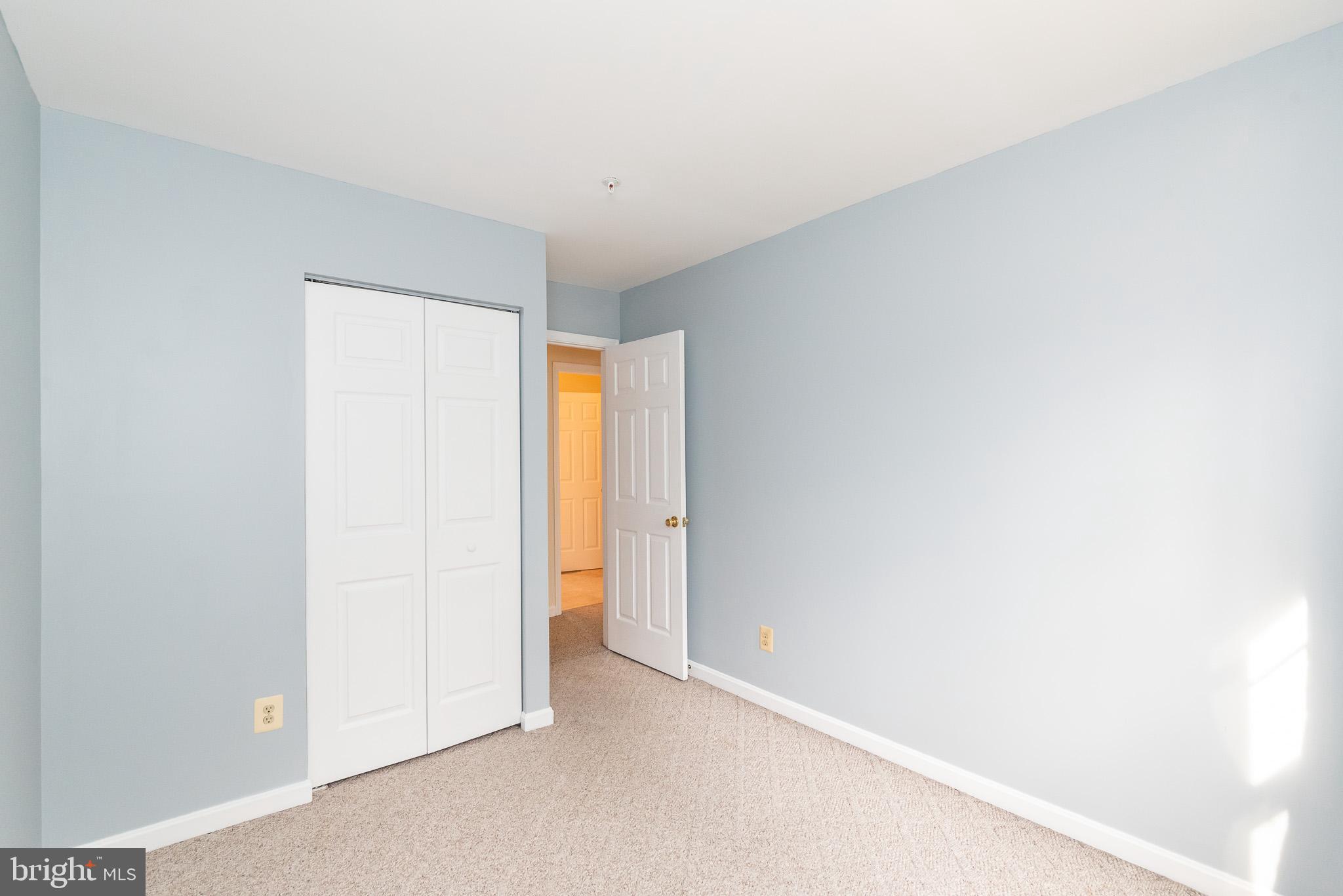 CONSTANT FRIENDSHIP - Residential Lease