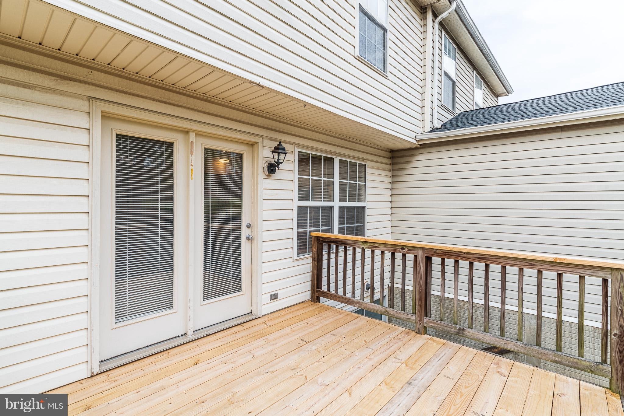 CONSTANT FRIENDSHIP - Residential Lease