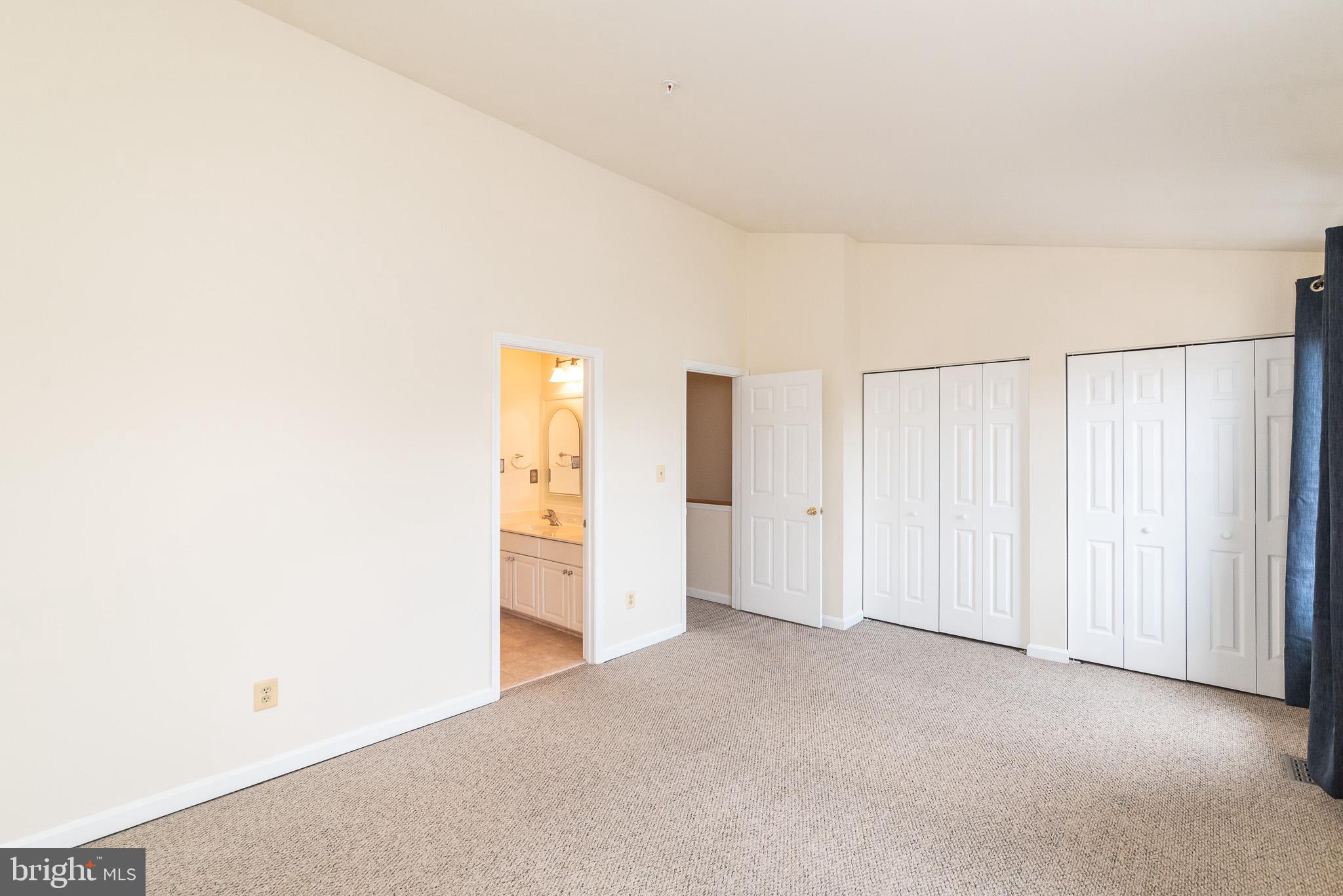 CONSTANT FRIENDSHIP - Residential Lease