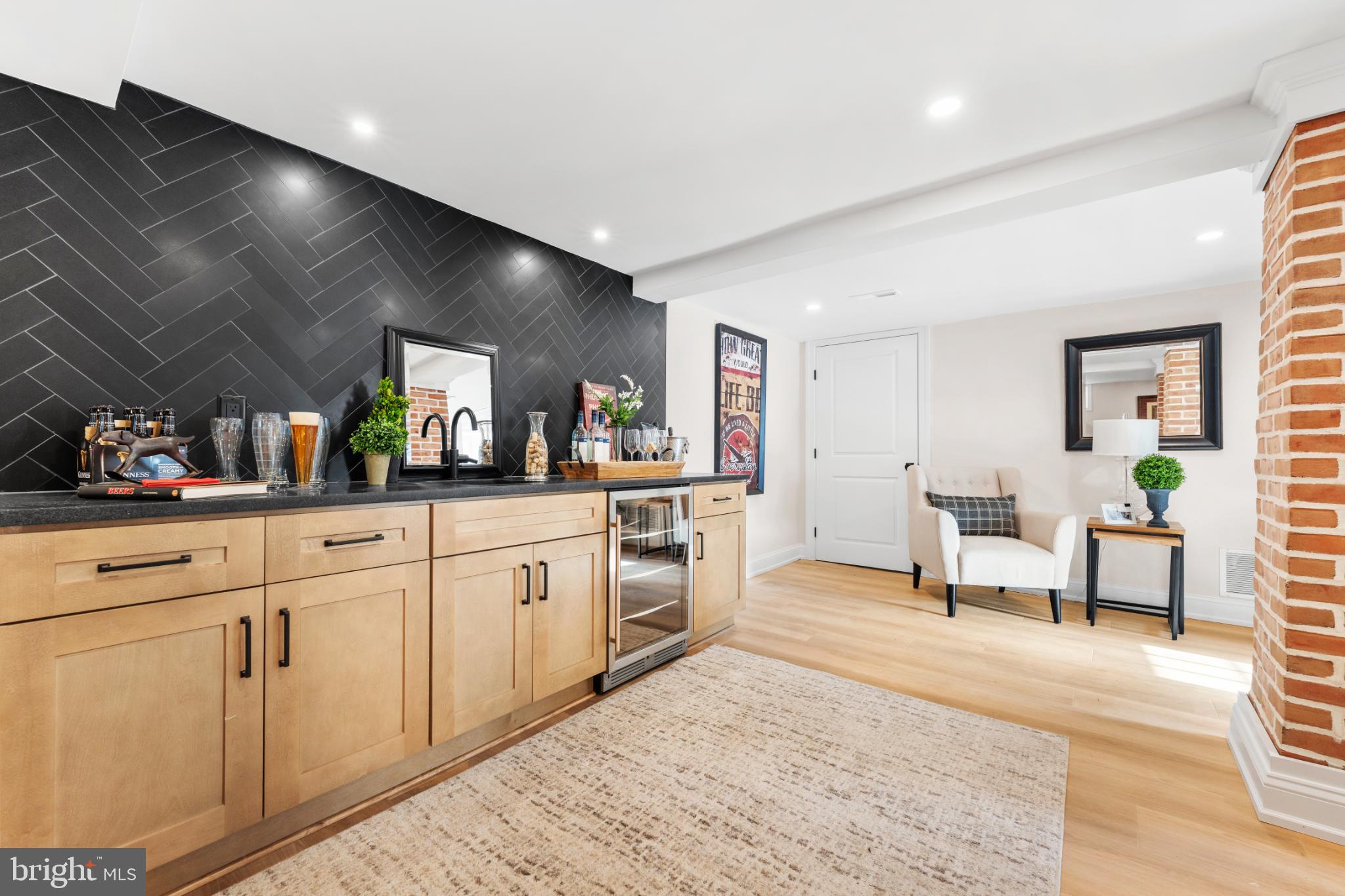 NORTH WAYNE - Residential