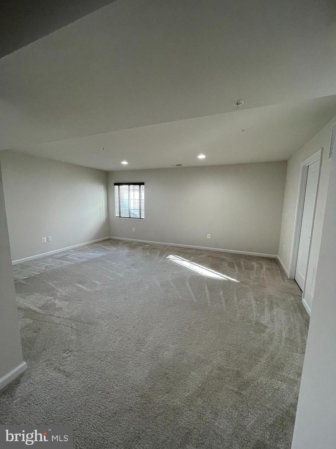 HOLLY RIDGE - Residential