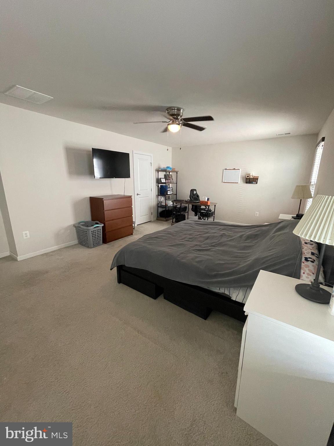 HOLLY RIDGE - Residential