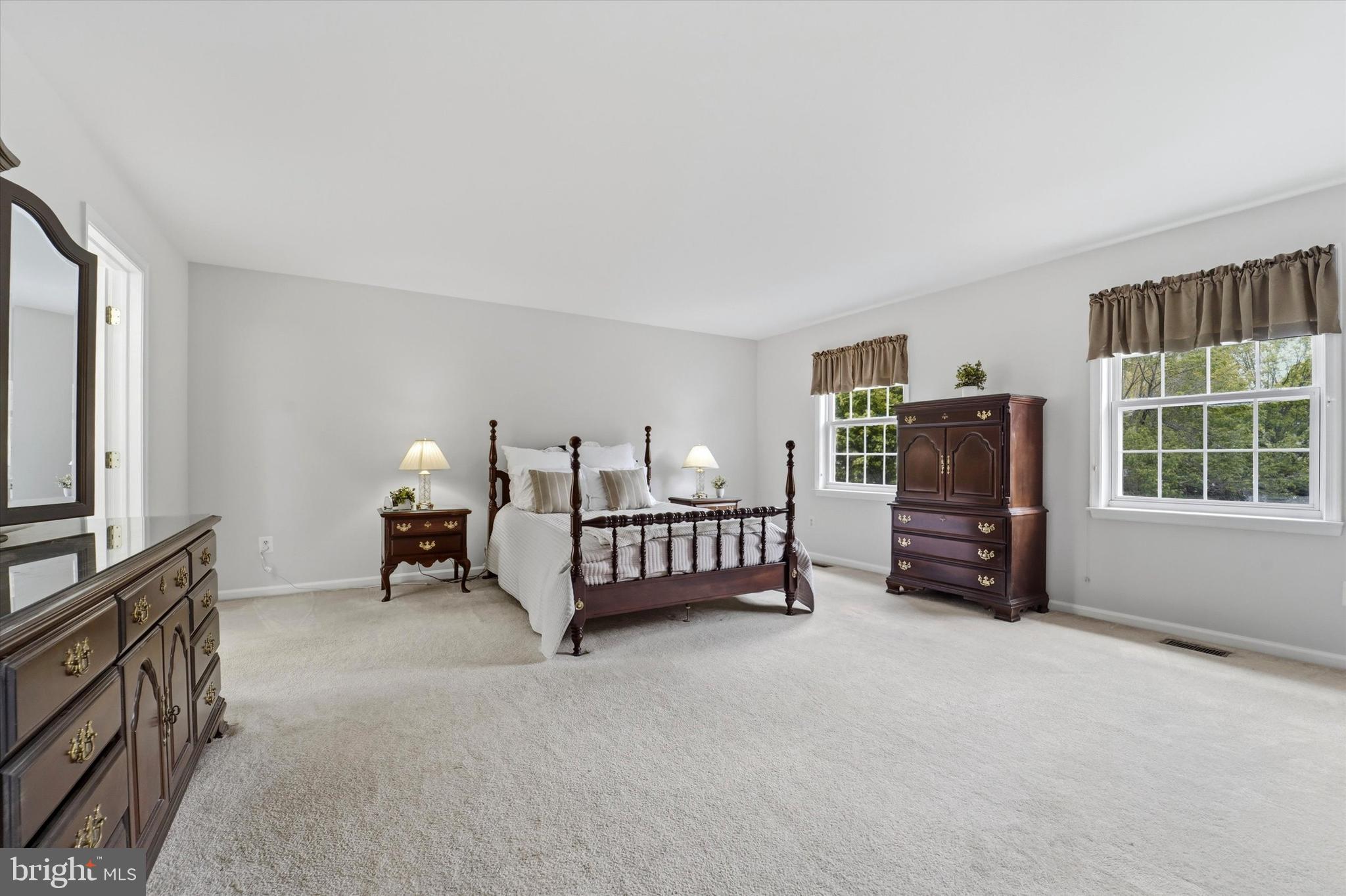 OLD MILL POINTE - Residential