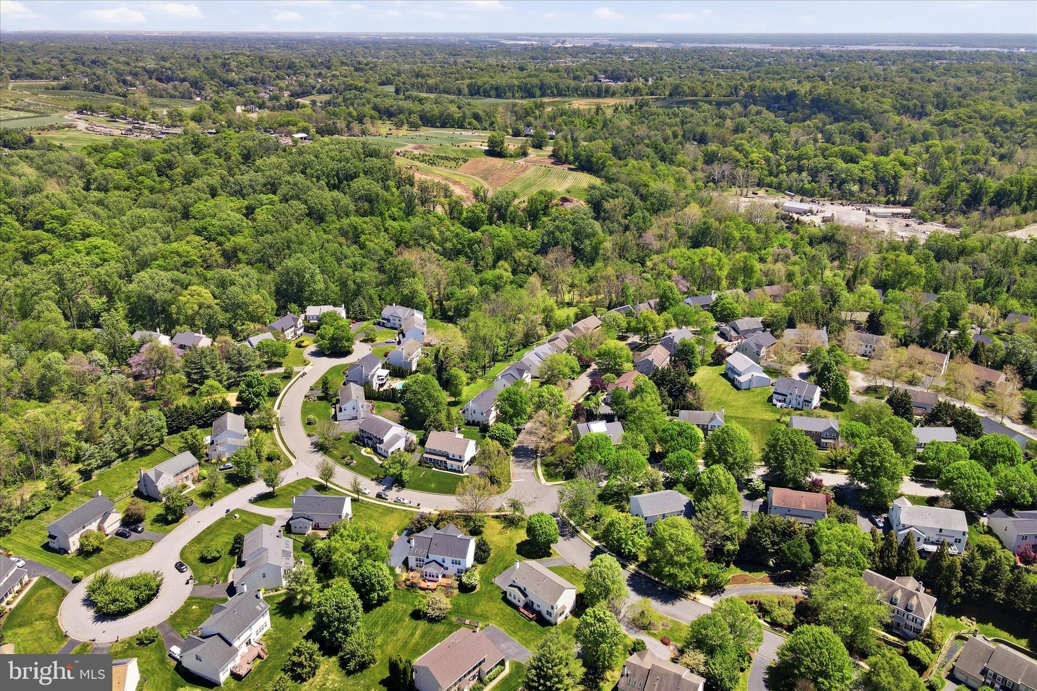 OLD MILL POINTE - Residential