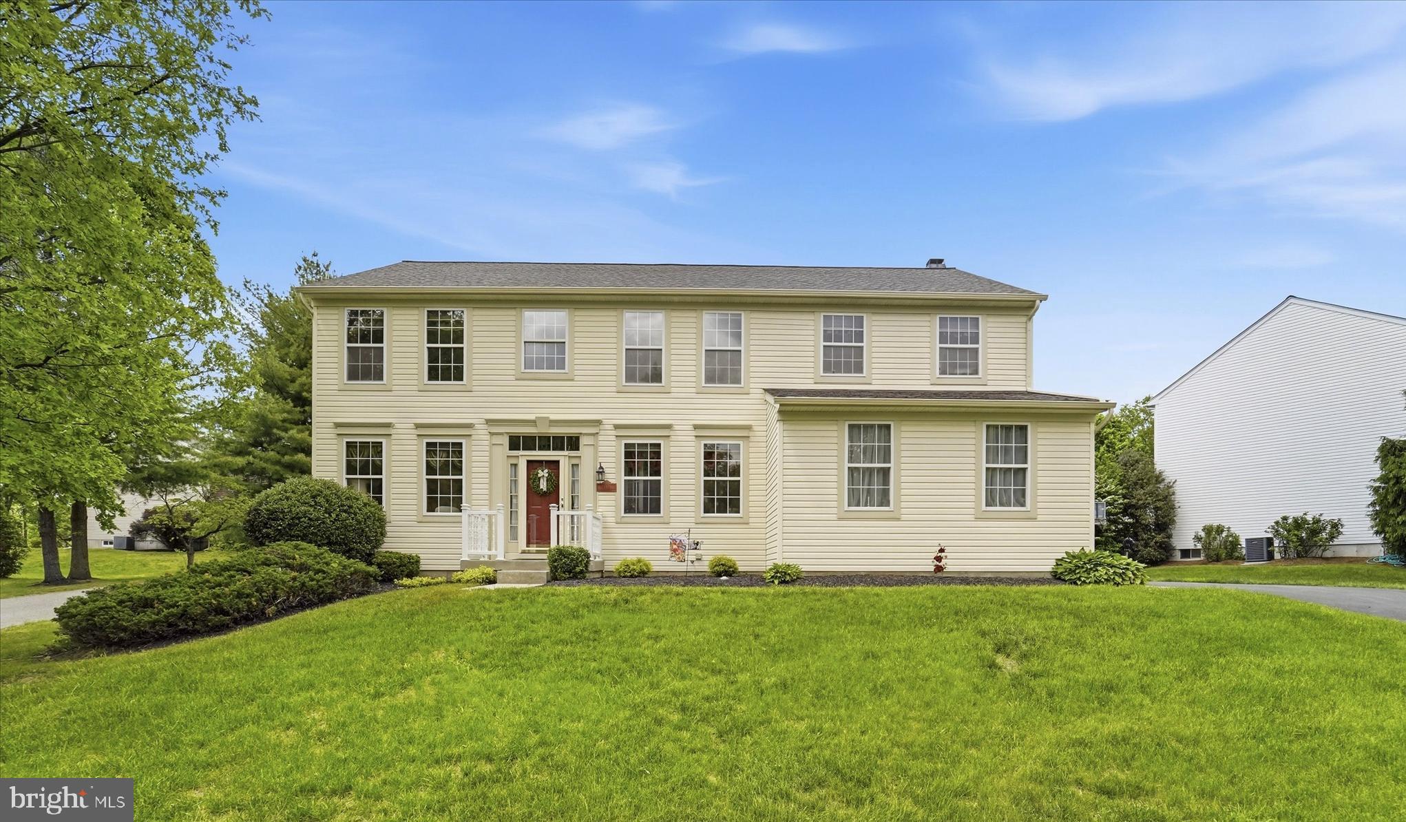 OLD MILL POINTE - Residential