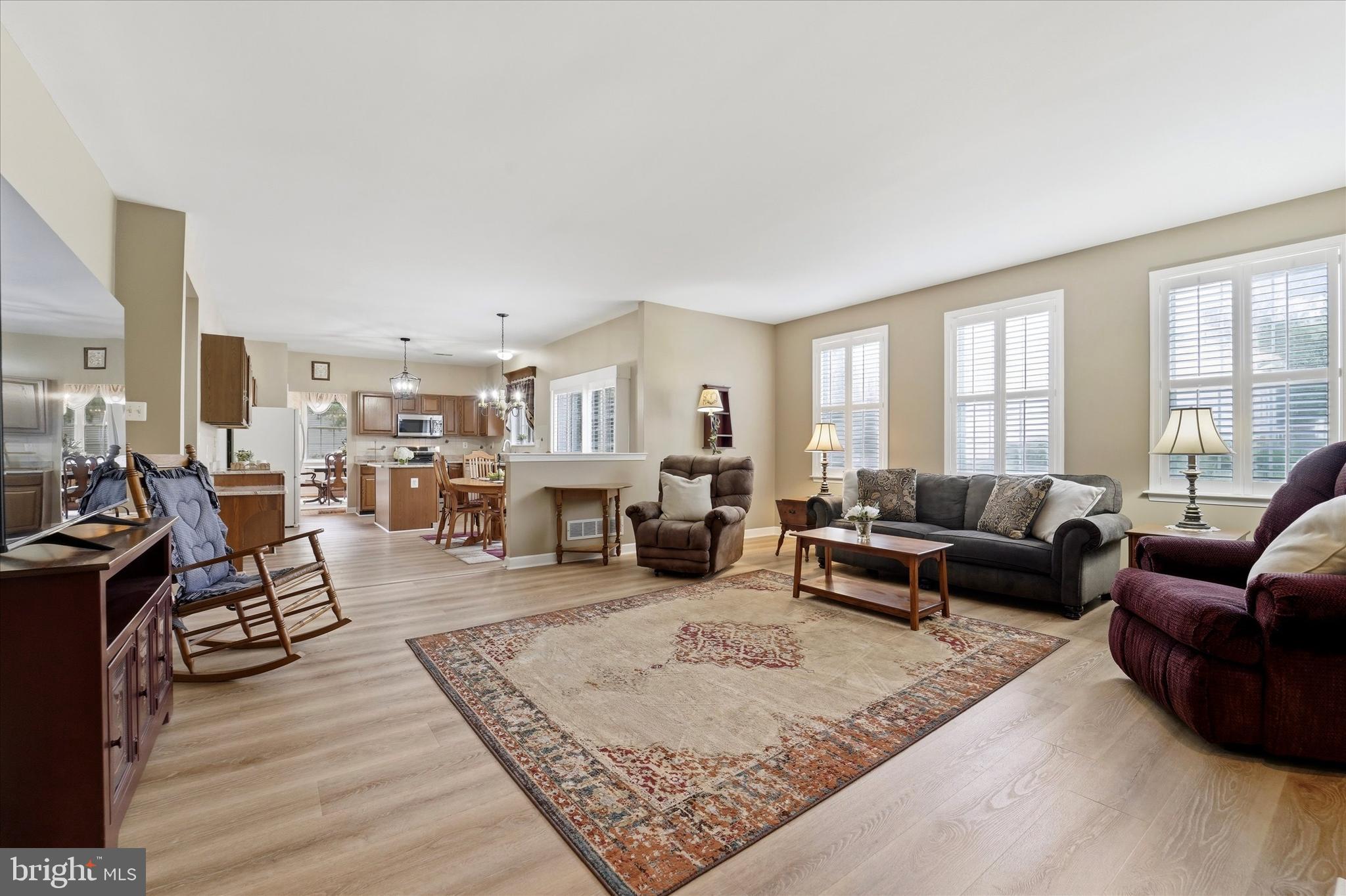 OLD MILL POINTE - Residential