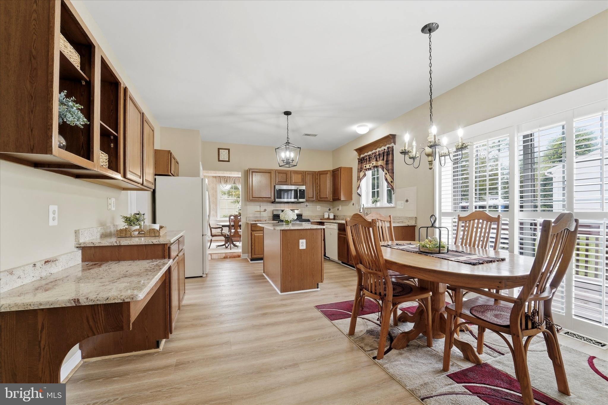 OLD MILL POINTE - Residential