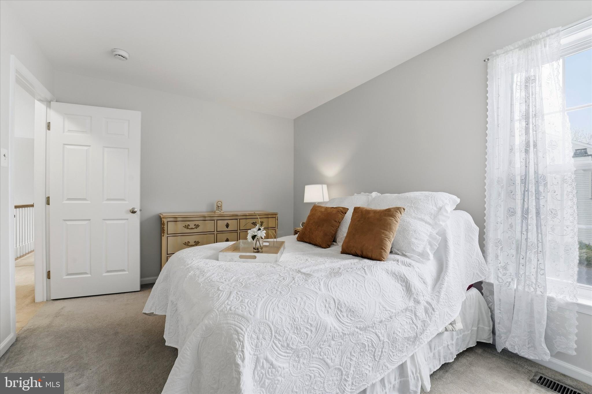 OLD MILL POINTE - Residential