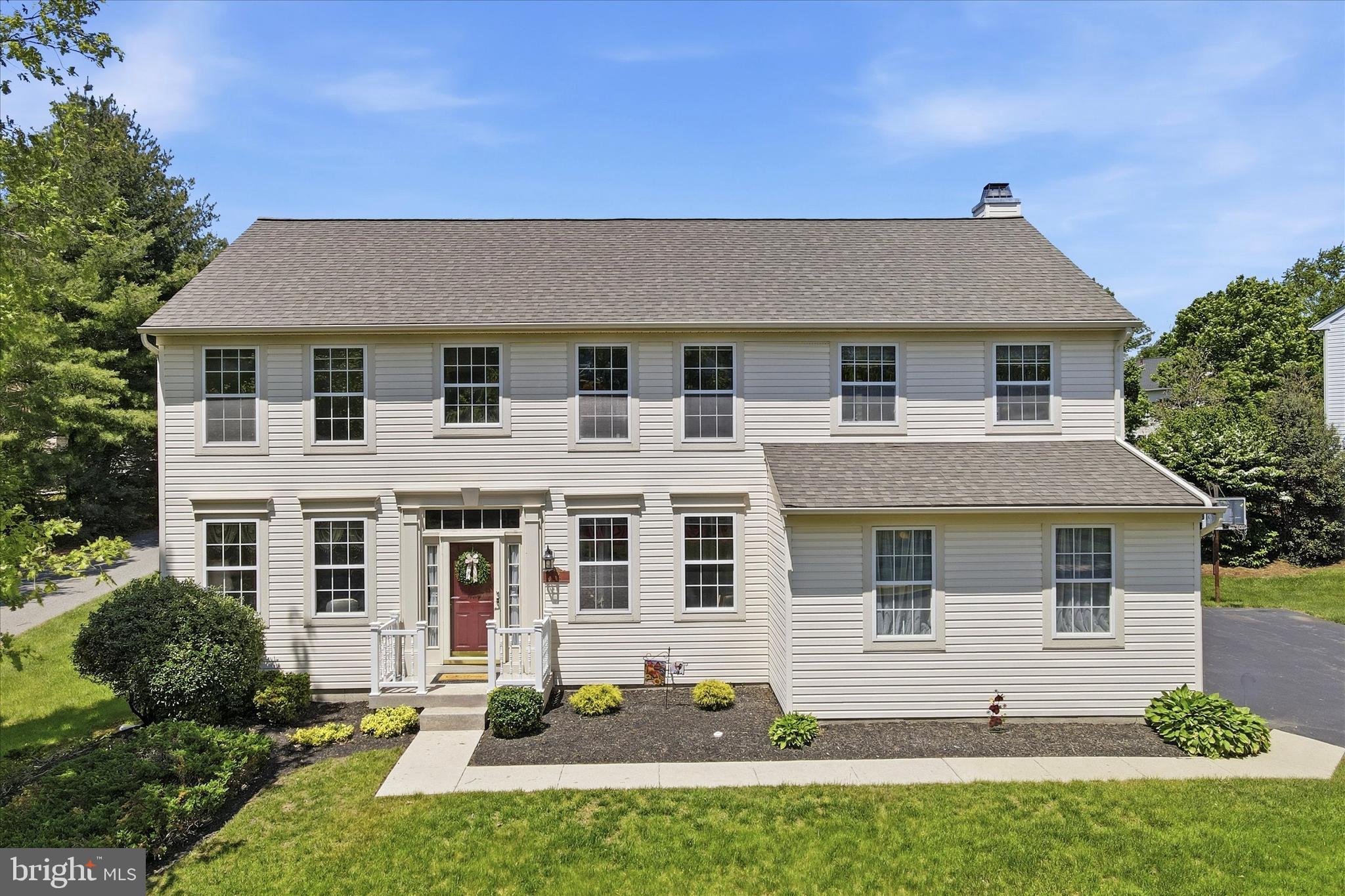 OLD MILL POINTE - Residential