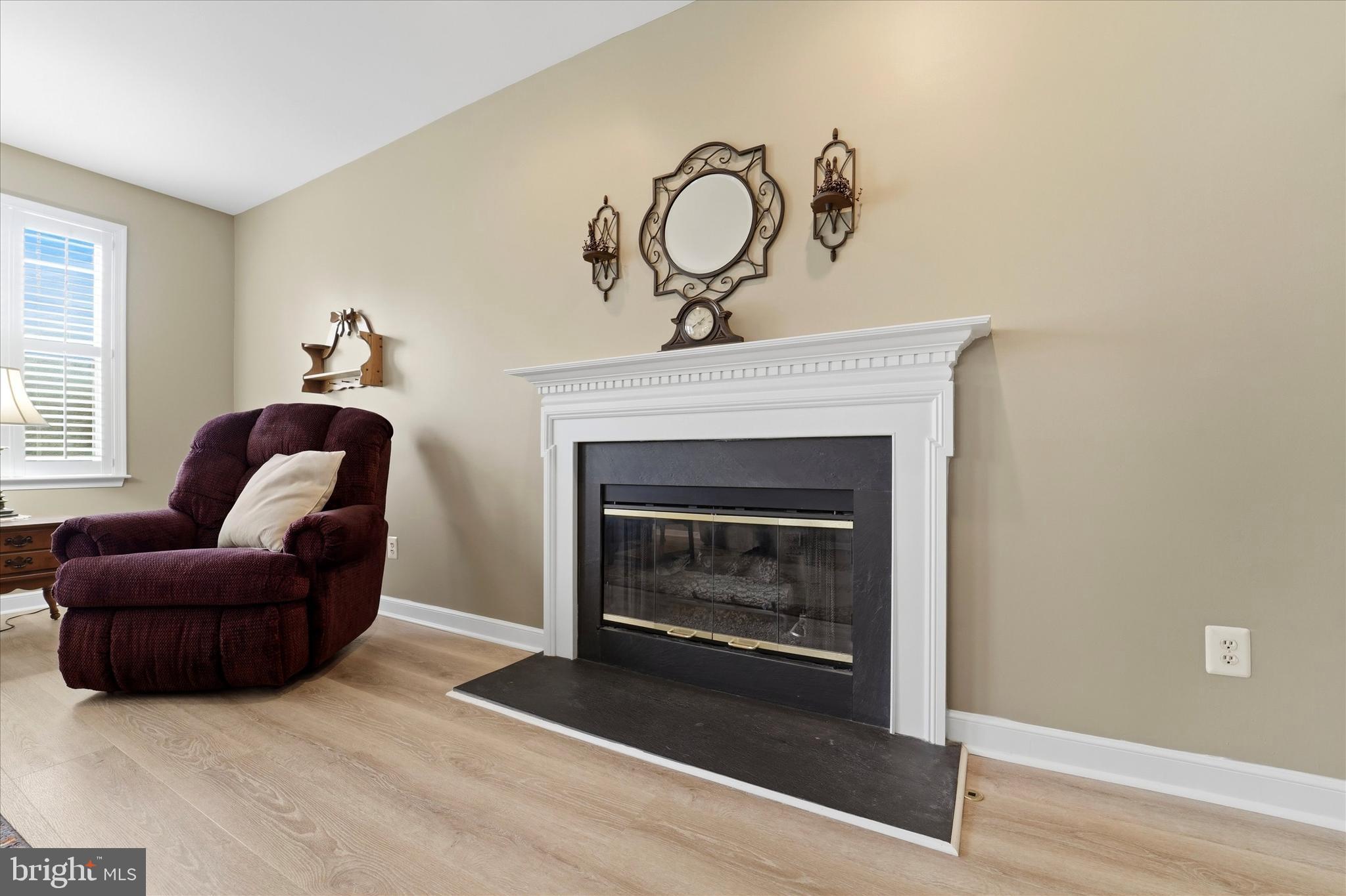 OLD MILL POINTE - Residential