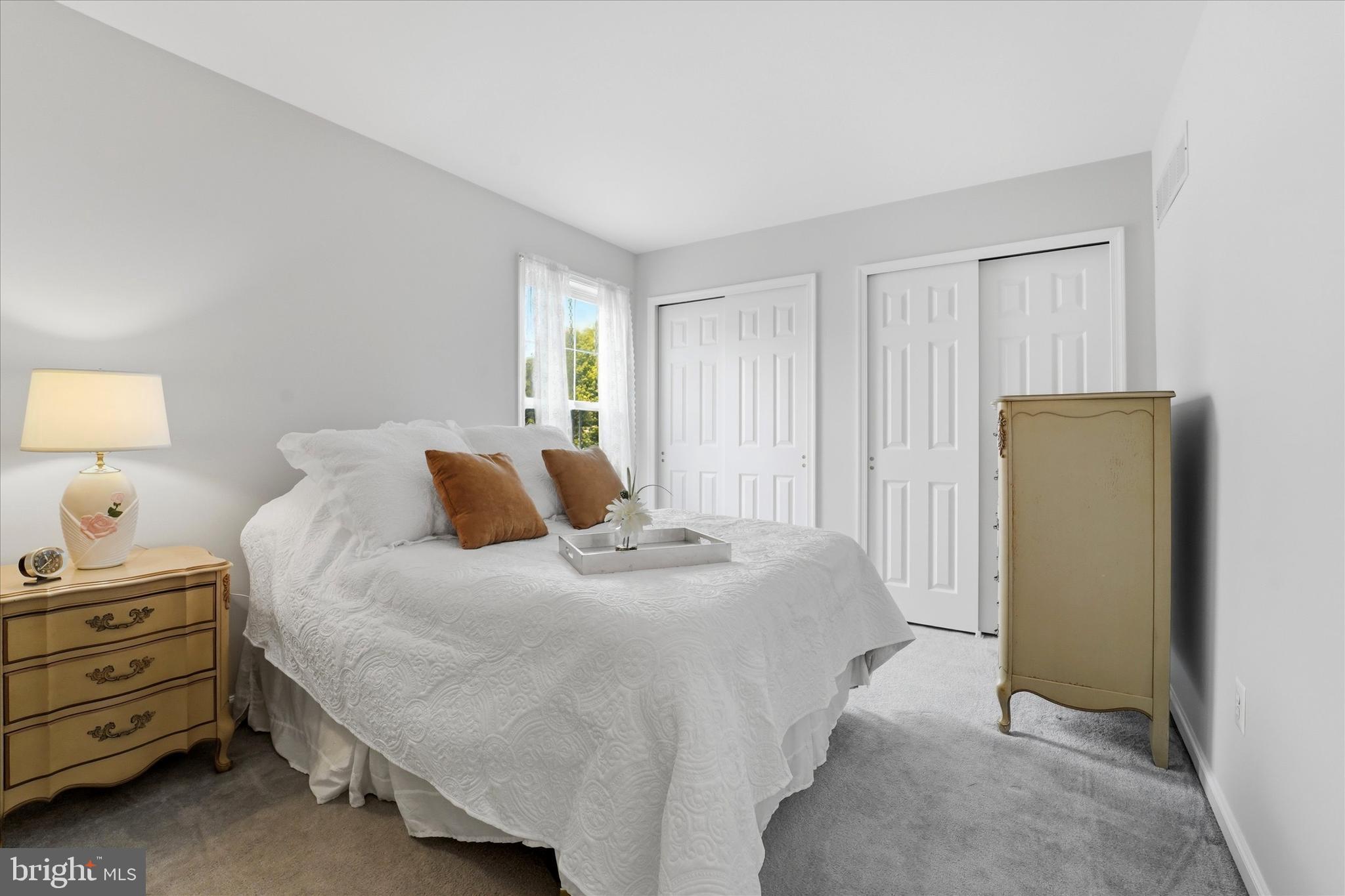 OLD MILL POINTE - Residential
