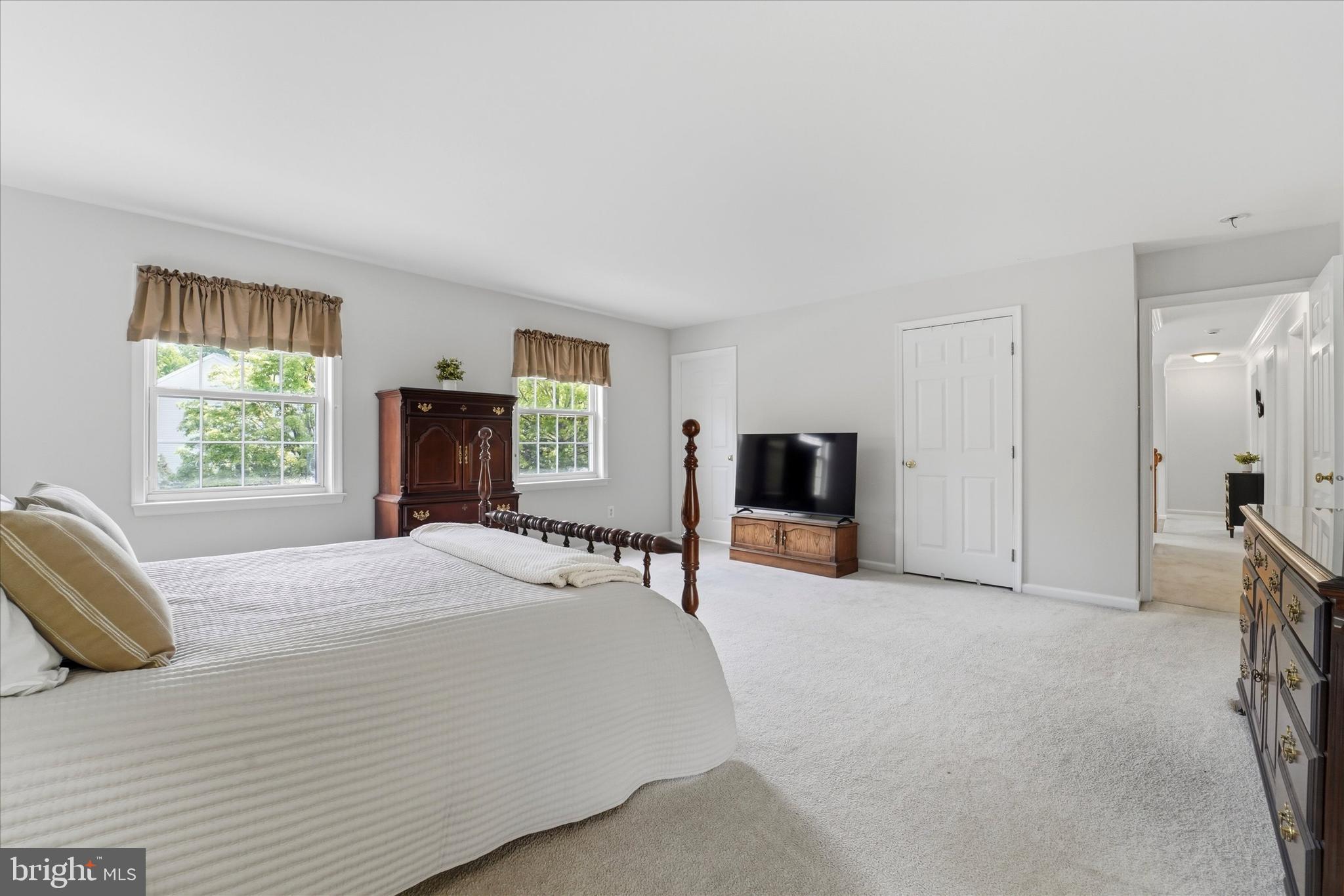 OLD MILL POINTE - Residential