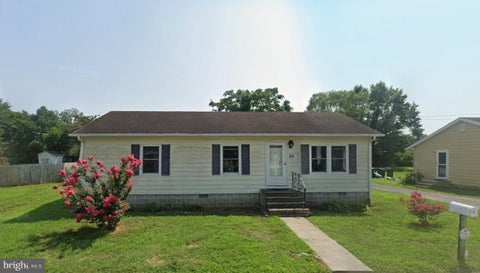 Homes For Sale - 511 W 8th Street<br/> Sussex County, LAUREL, DE 19956
