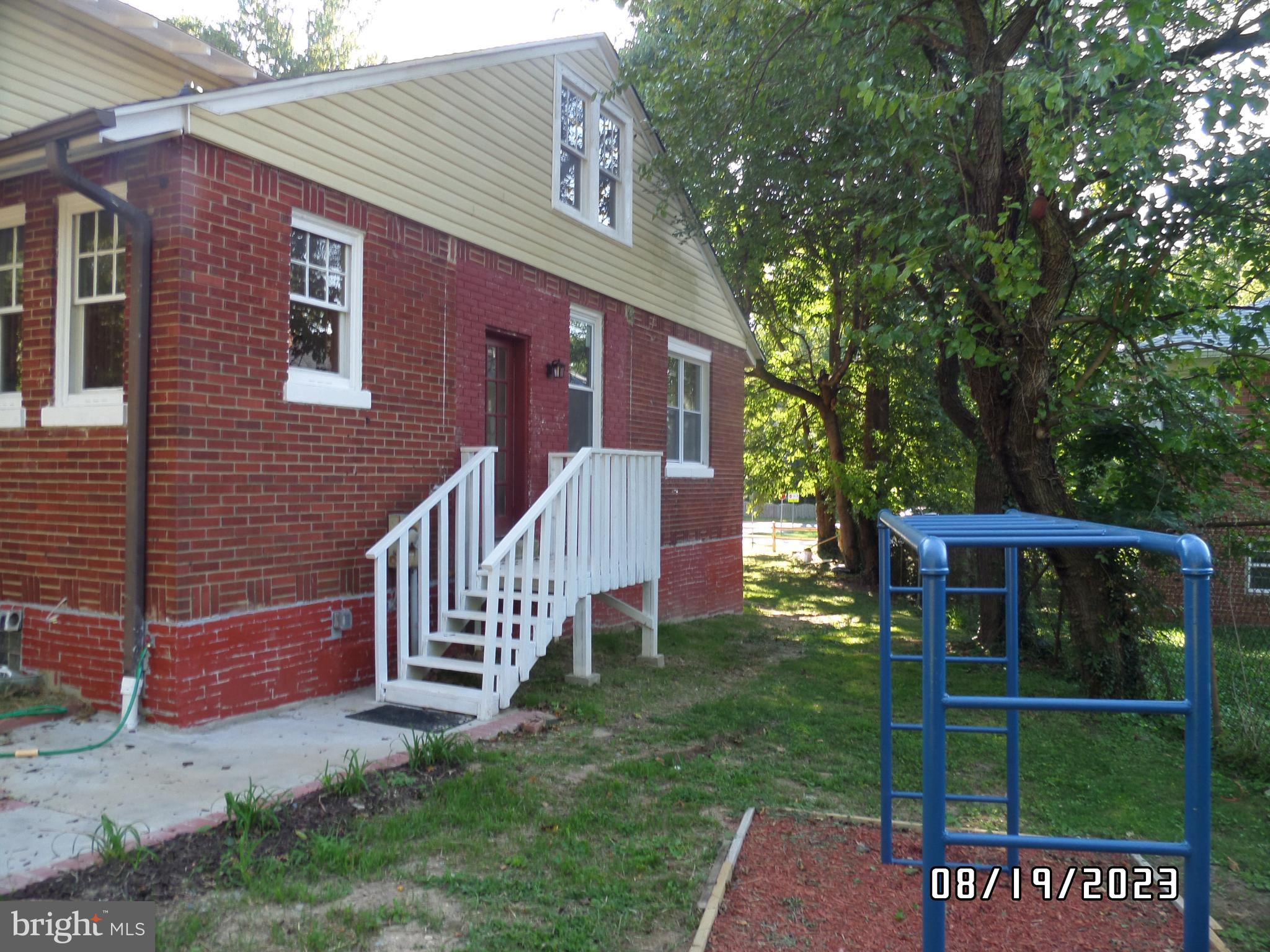 WHEATON OUT RES. (1) - Residential Lease