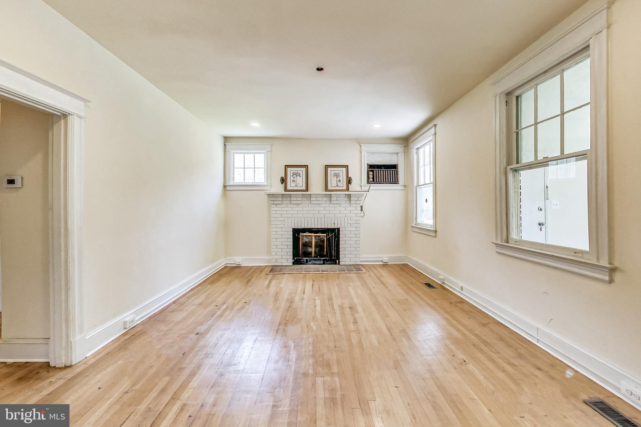 WHEATON OUT RES. (1) - Residential Lease