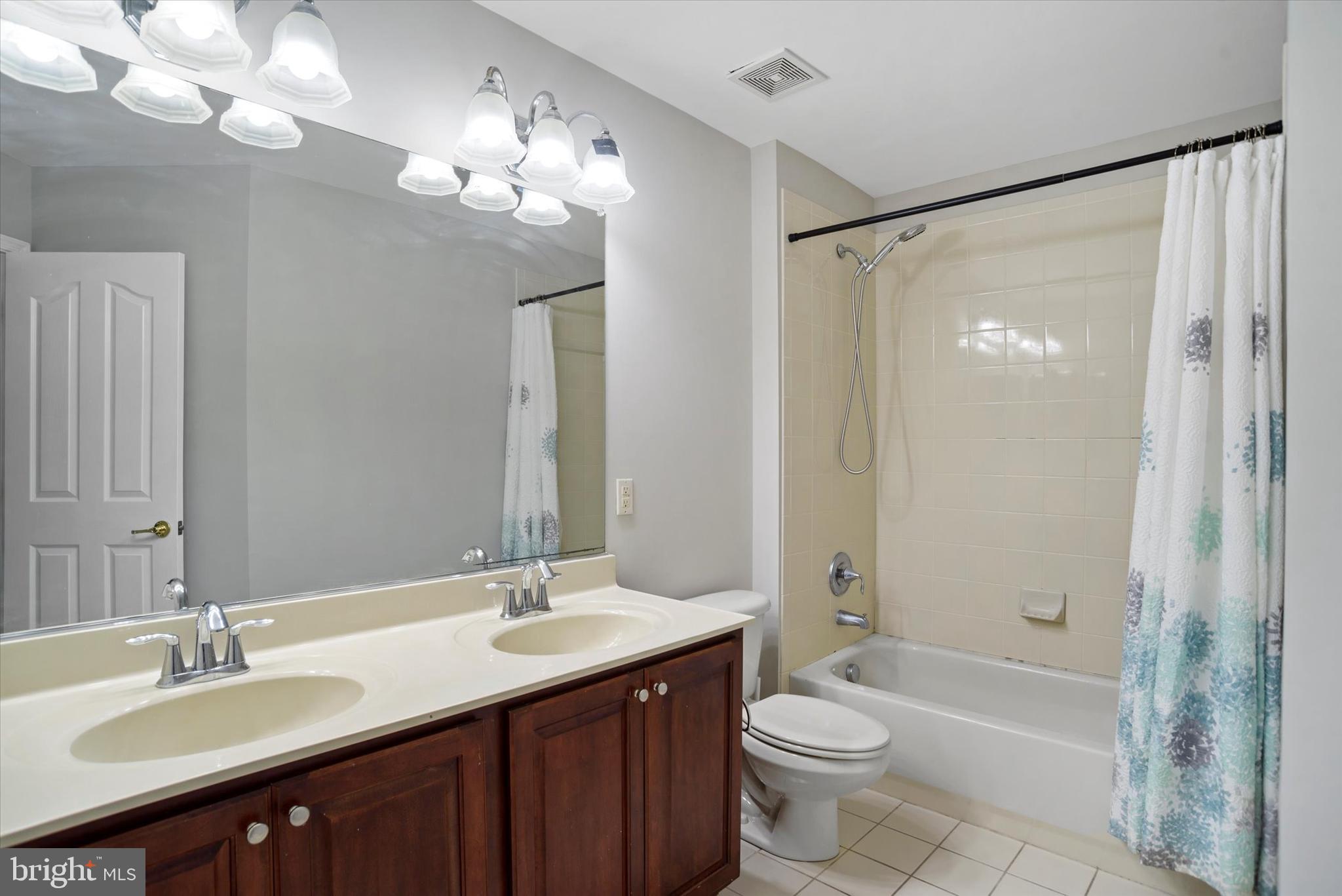 FAIRWOOD - Residential Lease