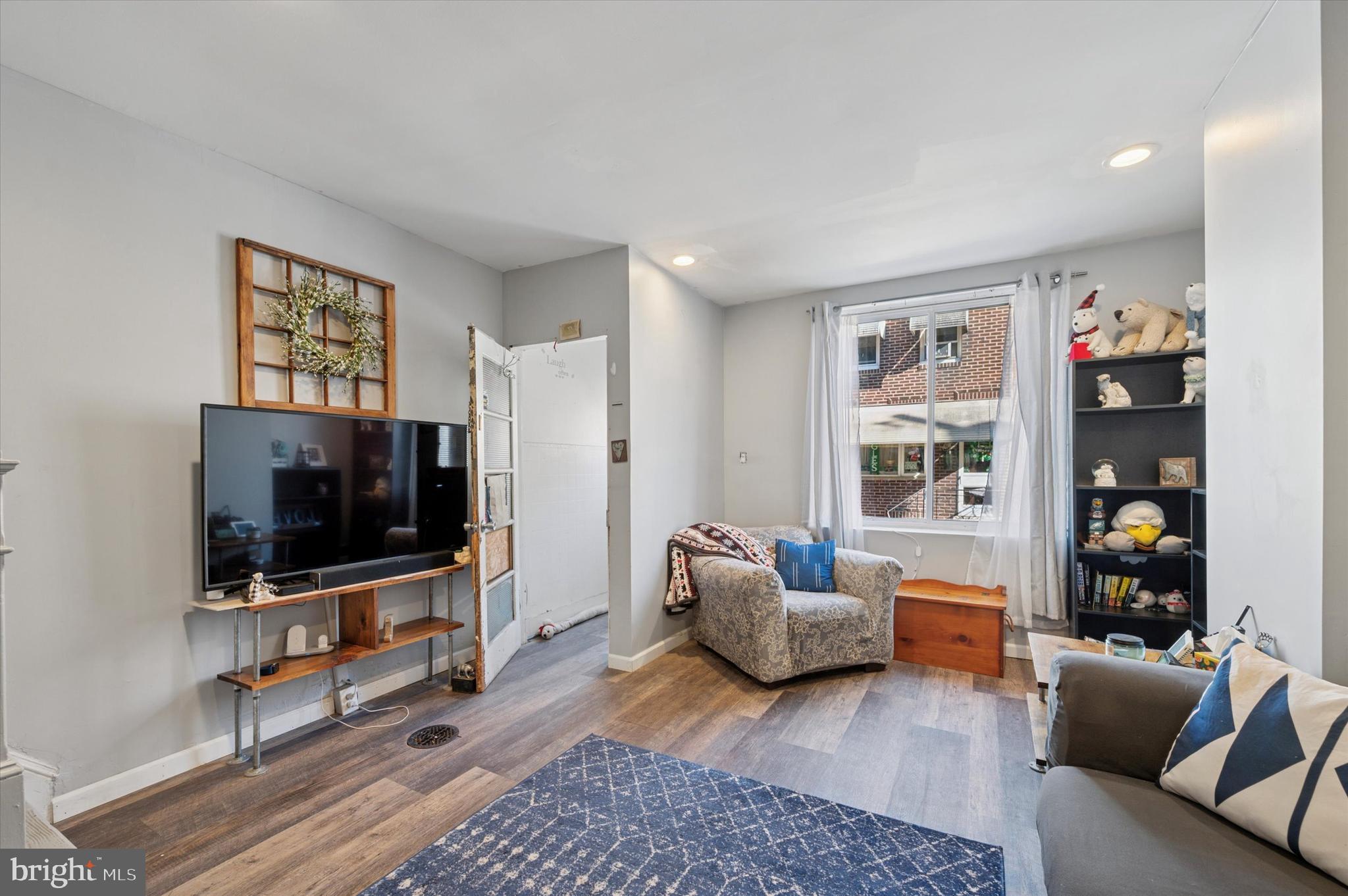 EAST PASSYUNK CROSSING - Residential