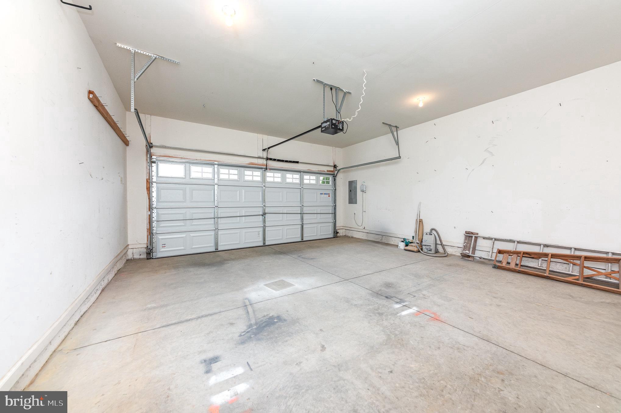 FALLS RUN - Residential